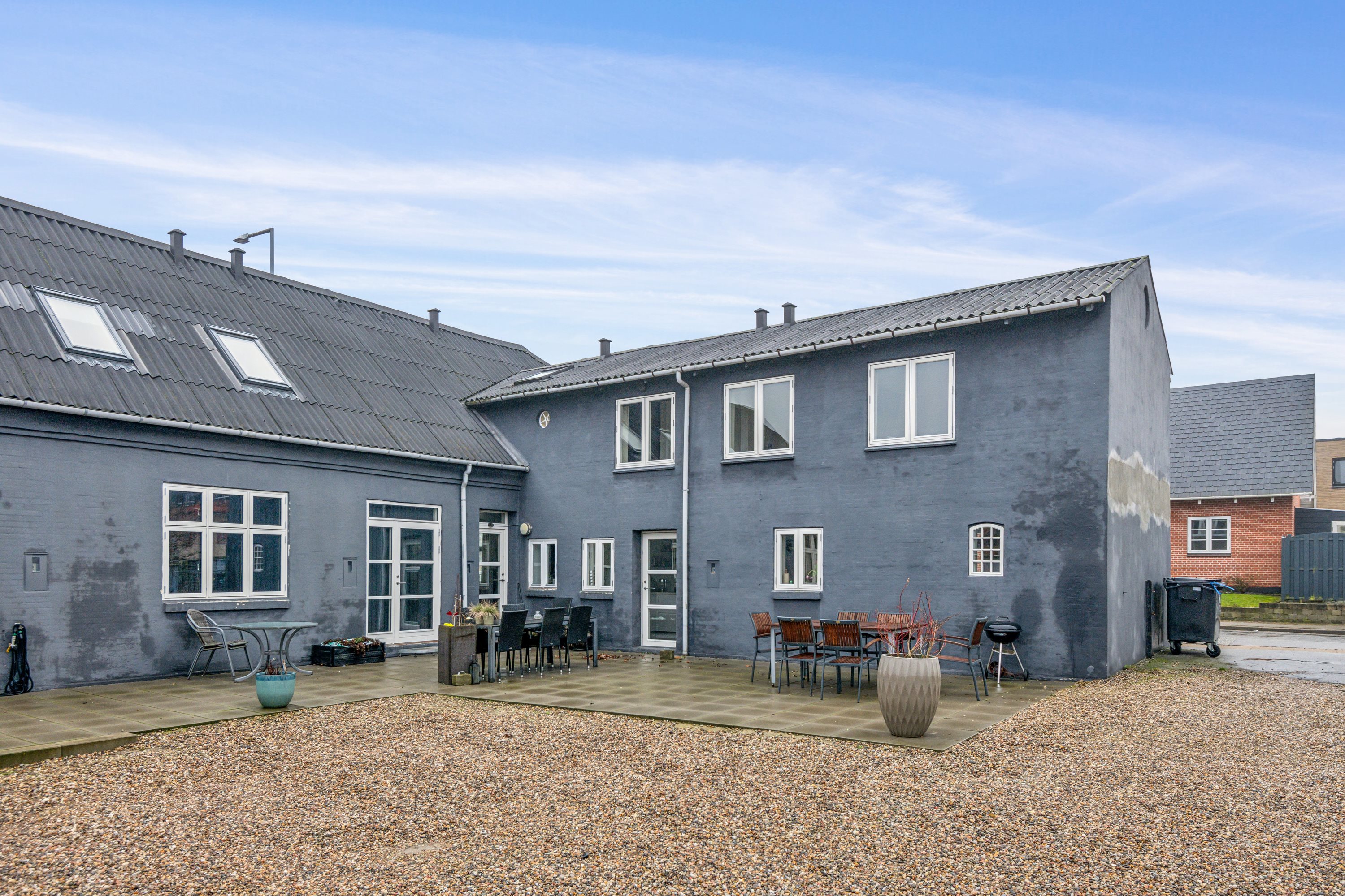 Fremhævet ejendom 1 billede i fuldskærmstilstand. Billede af Hirsevej 2A, Vejgaard, 9000 Aalborg