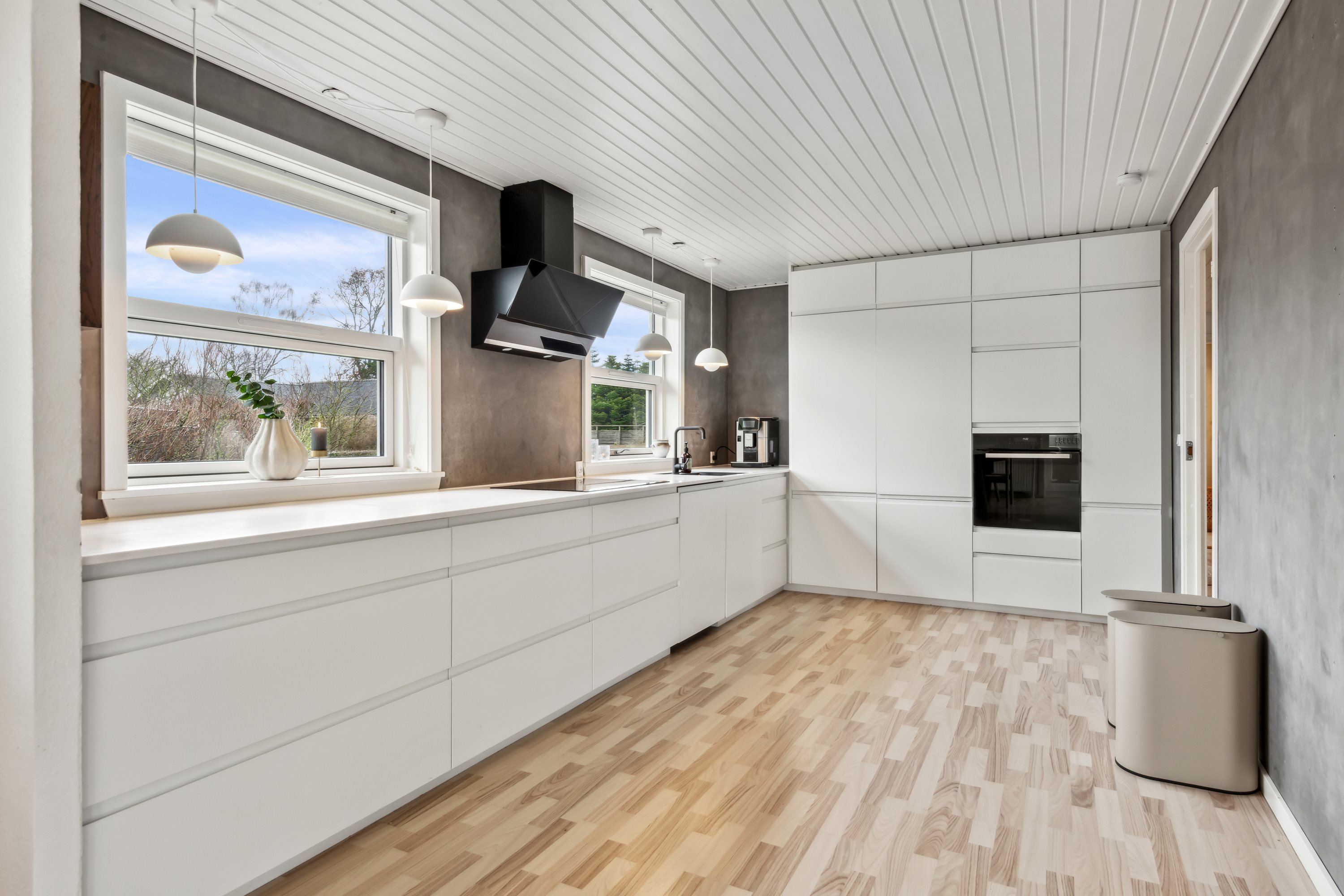 Fremhævet køkken billede i fuldskærmstilstand. Billede af Bymarken 34, Sørup, 9530 Støvring