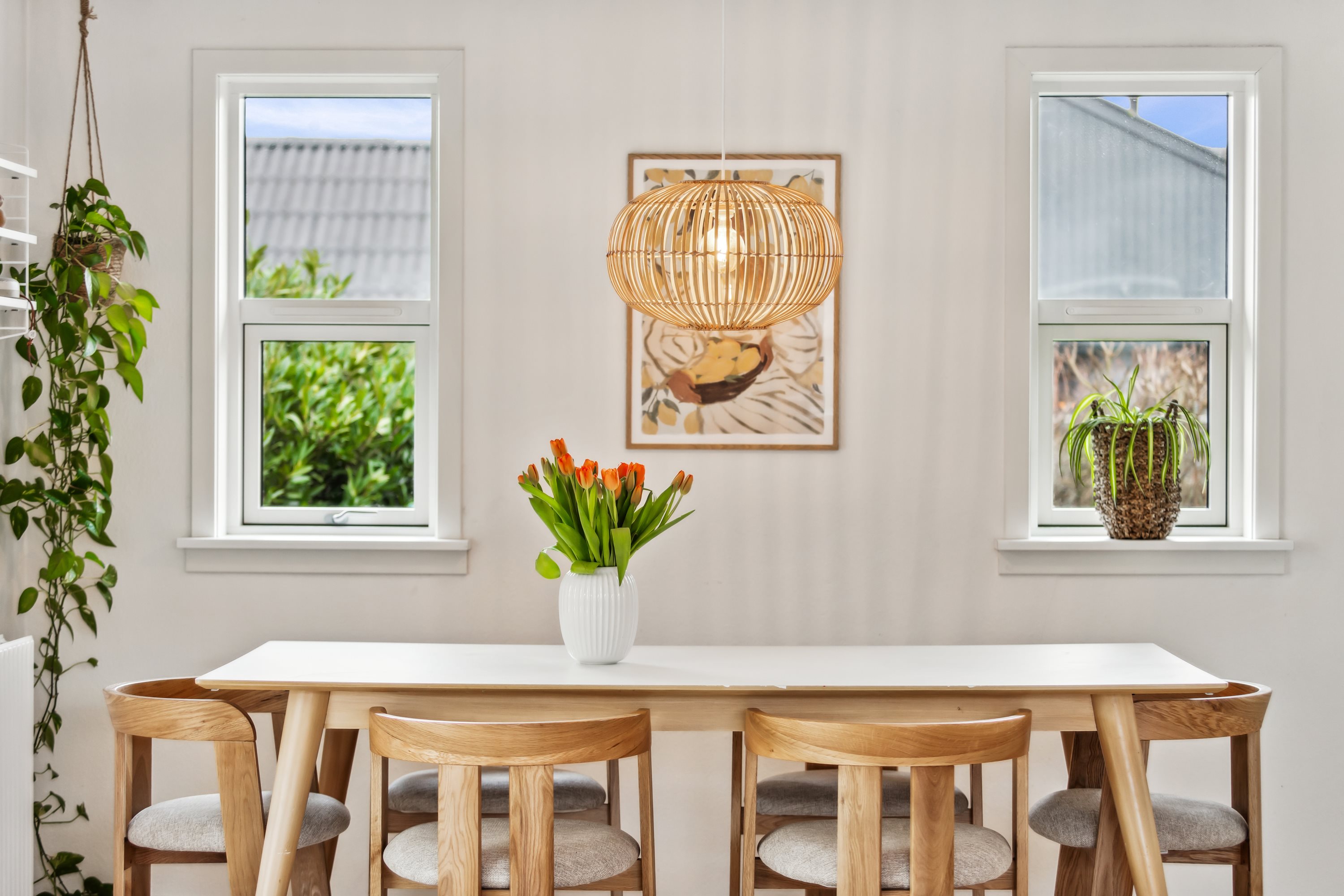 Fremhævet stue billede i fuldskærmstilstand. Billede af Bymarken 34, Sørup, 9530 Støvring