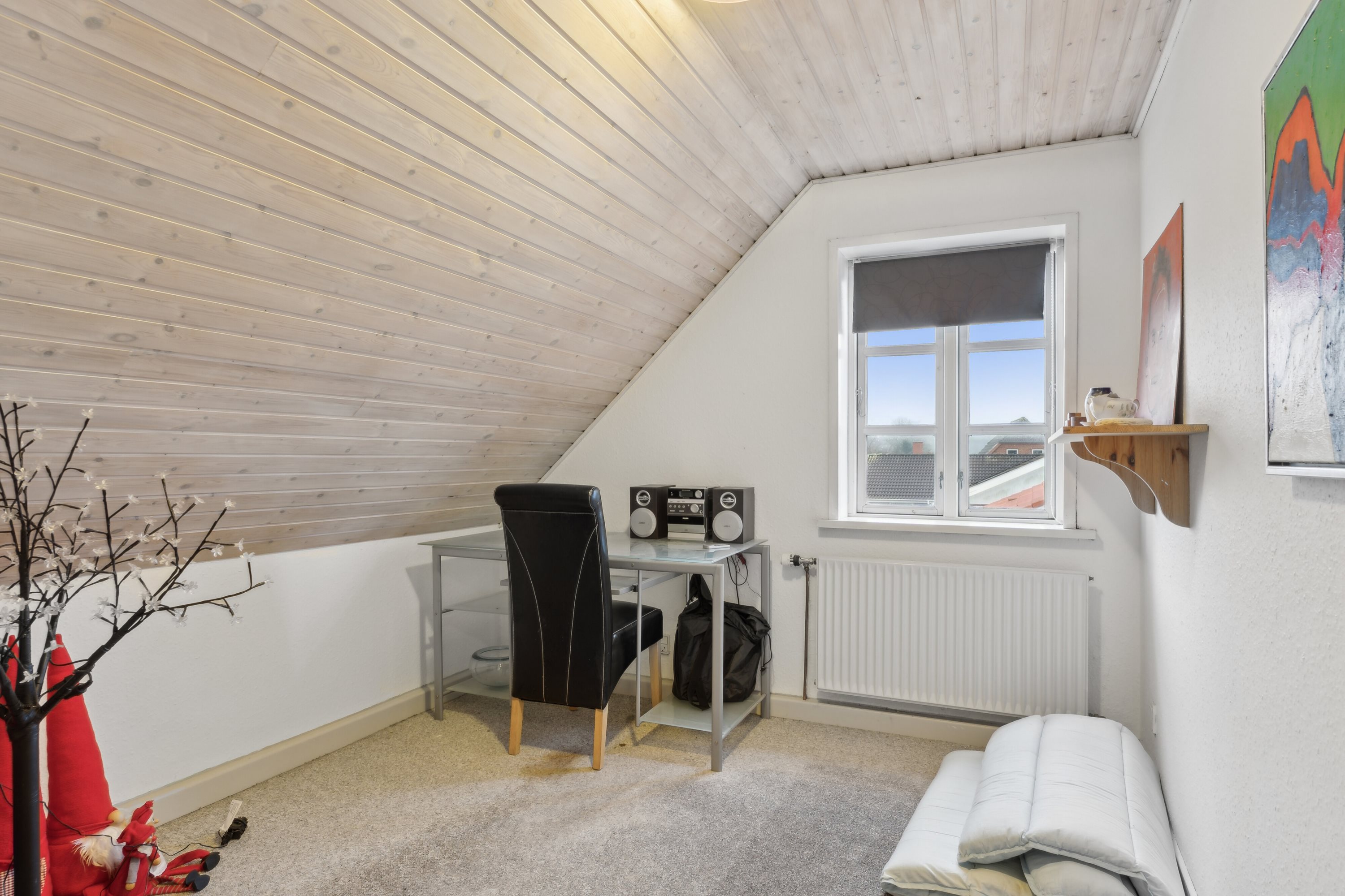 Fremhævet soveværelse billede i fuldskærmstilstand. Billede af Birkevej 43, 7442 Engesvang