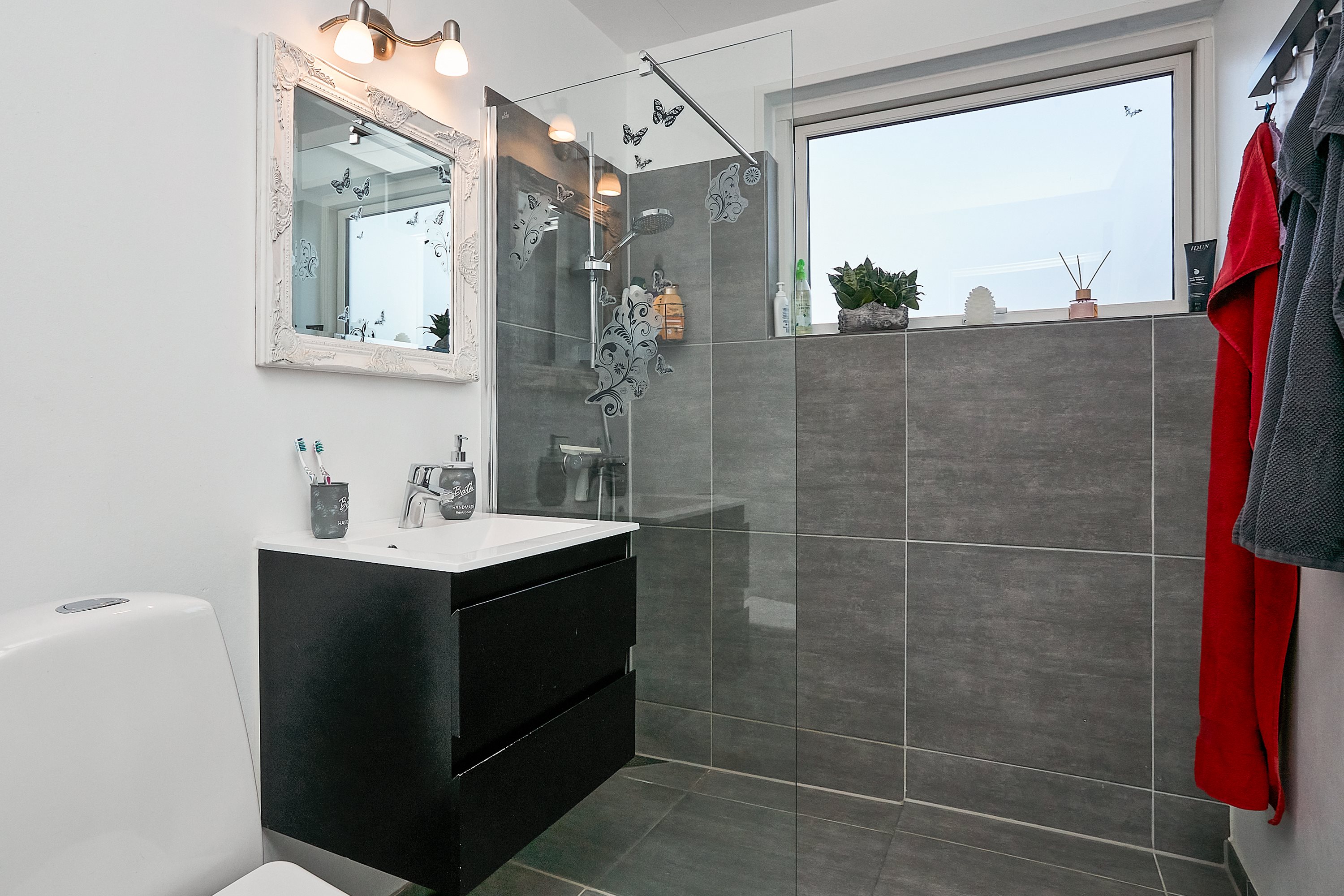 Fremhævet  billede i fuldskærmstilstand. Billede af Solsikkevej 11, 8700 Horsens