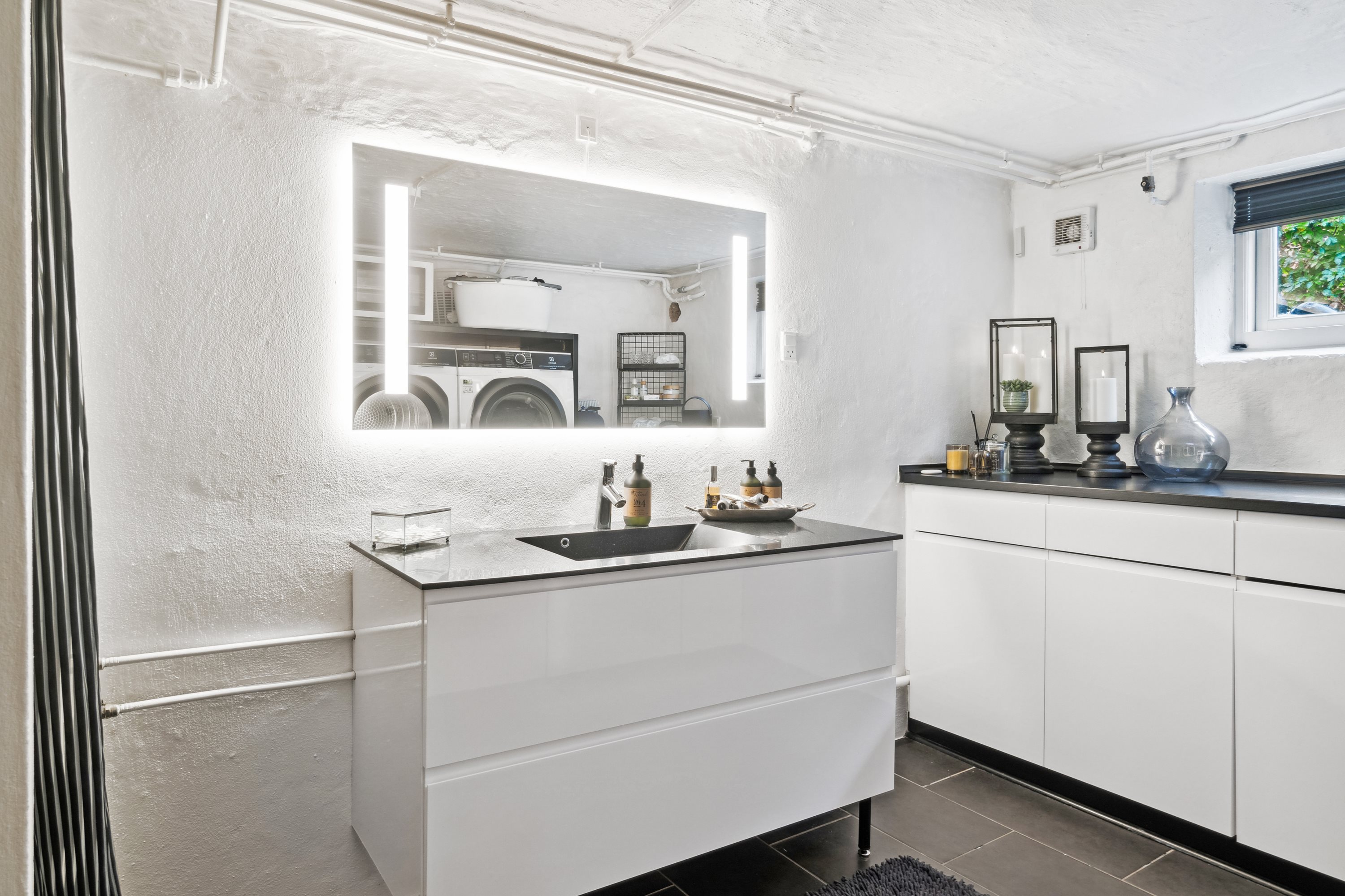 Fremhævet  billede i fuldskærmstilstand. Billede af Aage Beks Vej 15, 8920 Randers NV