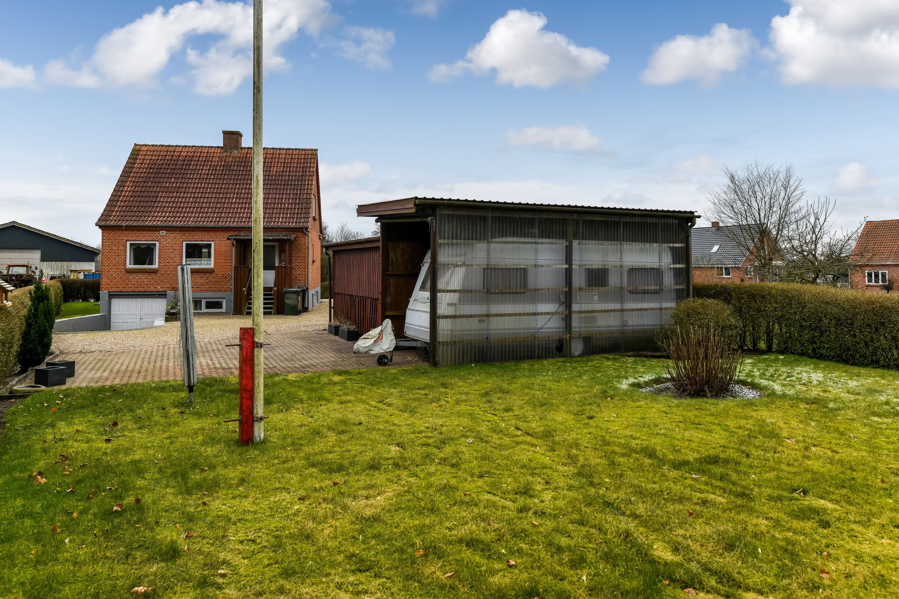 Fremhævet ejendommen billede i fuldskærmstilstand. Billede af Grønmarksvej 1, Vesterhede, 7250 Hejnsvig