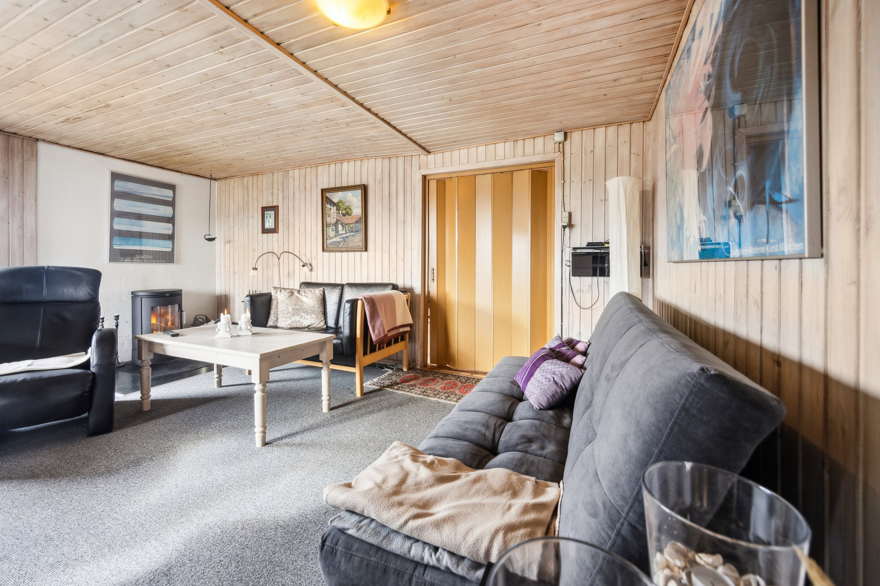 Fremhævet stue billede i fuldskærmstilstand. Billede af Redningsvejen Nord 70, Hvorup Klit, 9480 Løkken