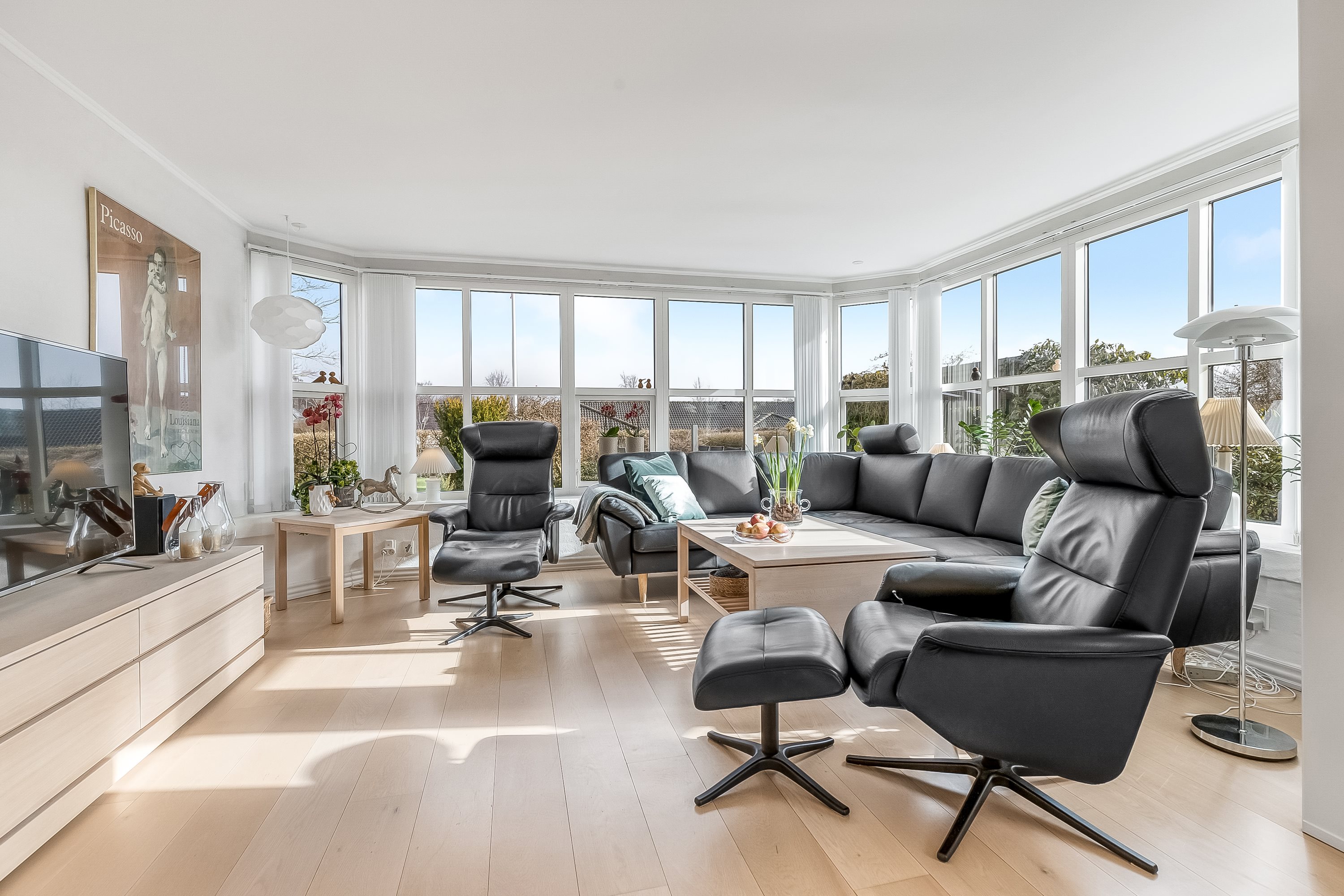 Fremhævet stue billede i fuldskærmstilstand. Billede af Koldingvej 5, Vester Nebel, 6040 Egtved