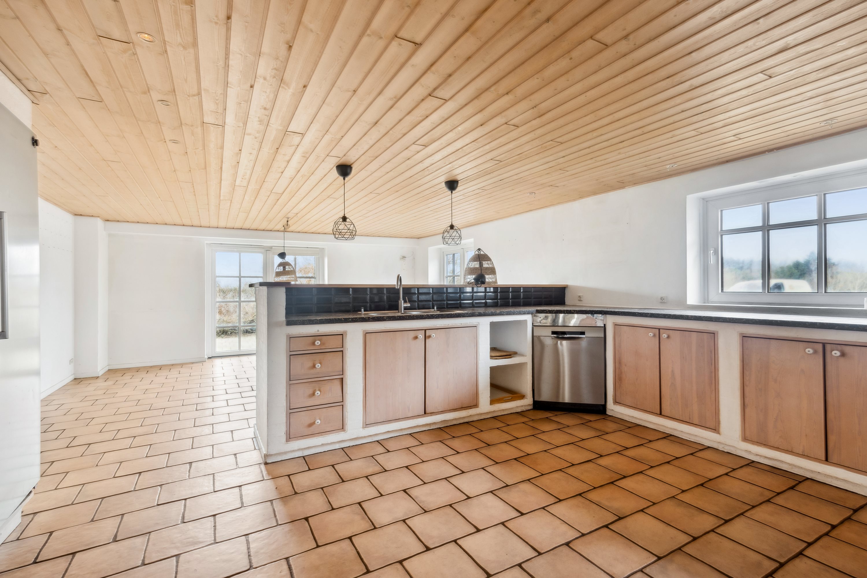 Fremhævet køkken billede i fuldskærmstilstand. Billede af Brødslevvejen 12, Ingstrup, 9480 Løkken