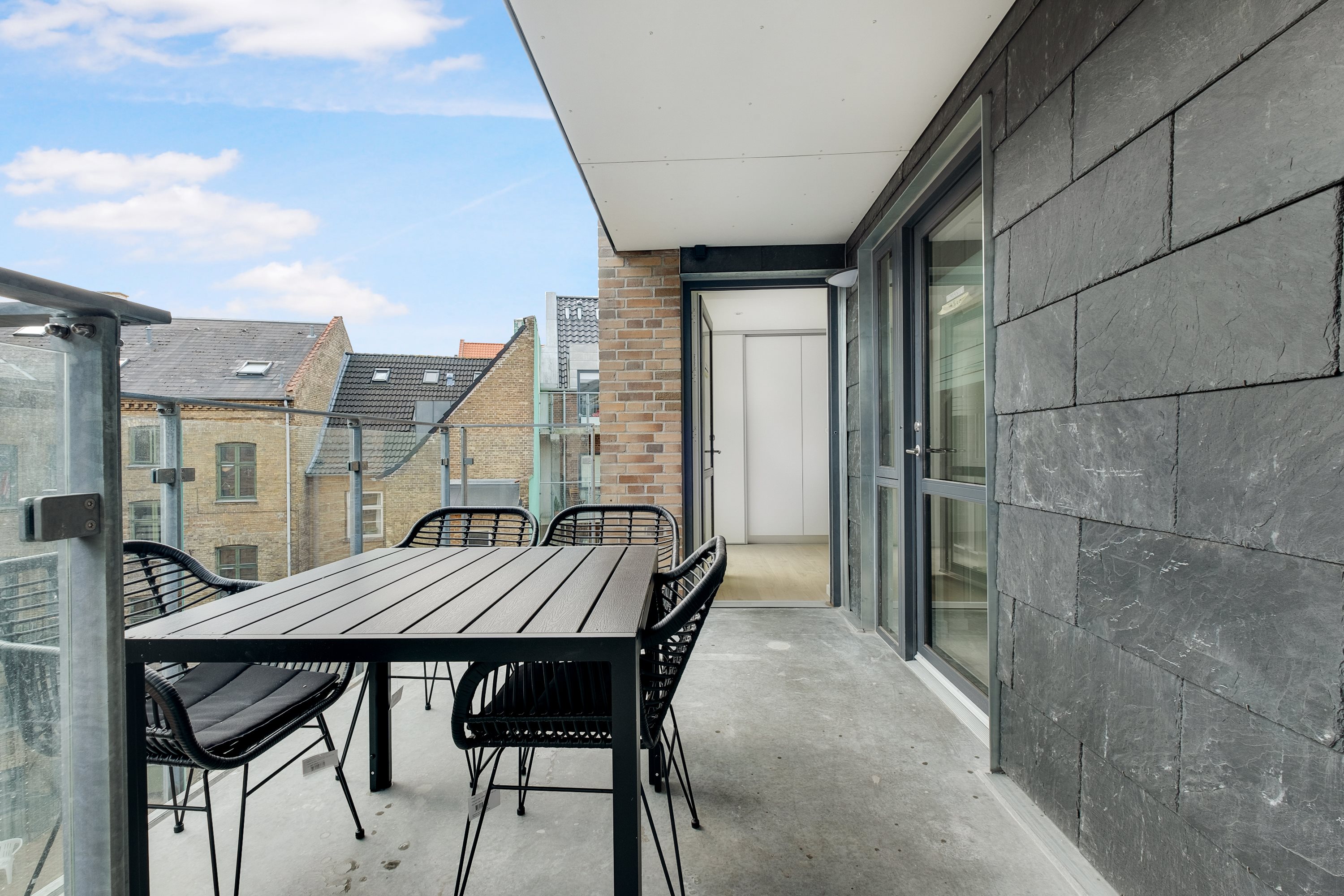 Fremhævet andet billede i fuldskærmstilstand. Billede af Vindegade 144, 2. 1., 5000 Odense C