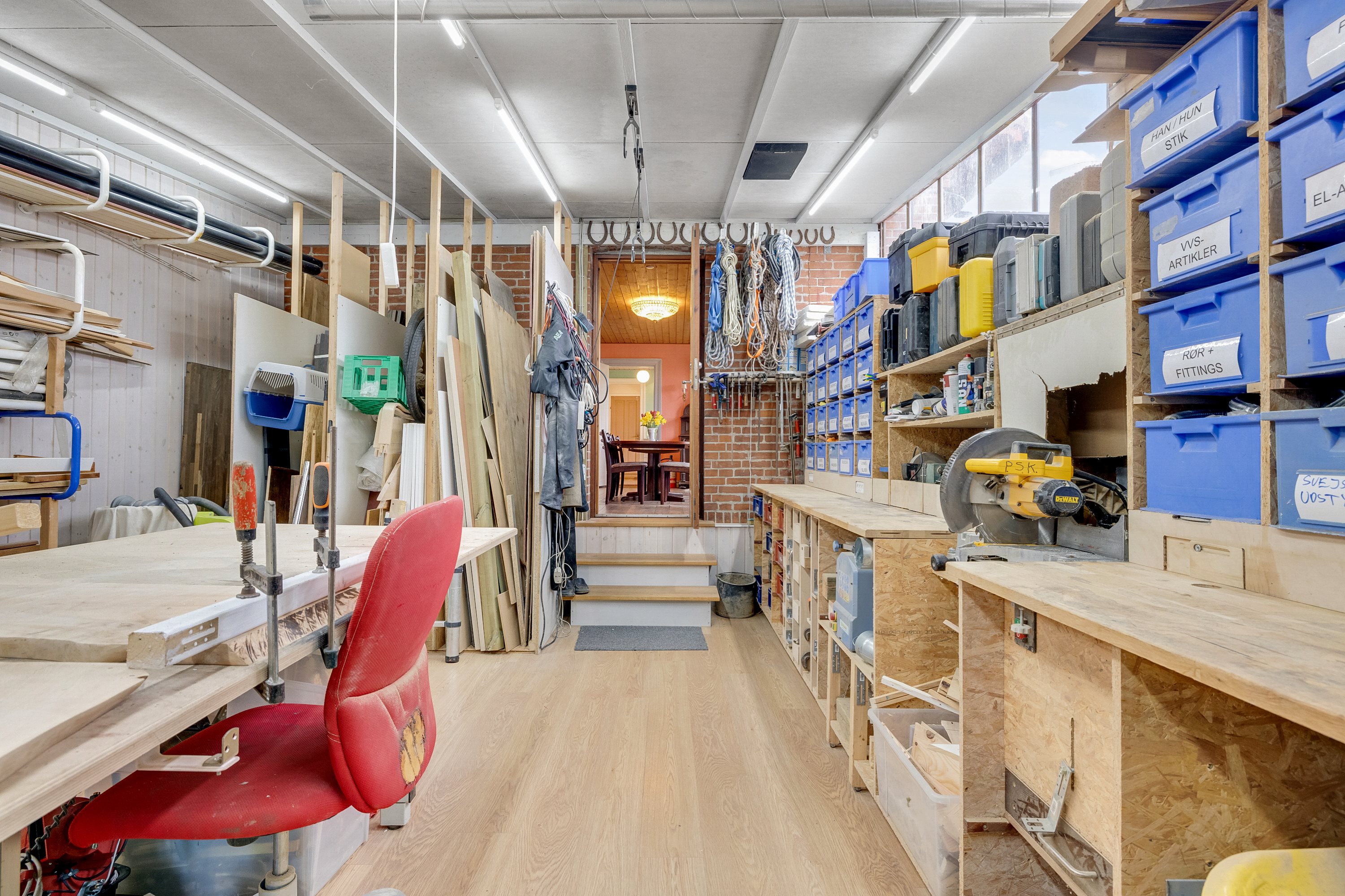 Fremhævet værksted billede i fuldskærmstilstand. Billede af Østerbyvej 1D, 8310 Tranbjerg J