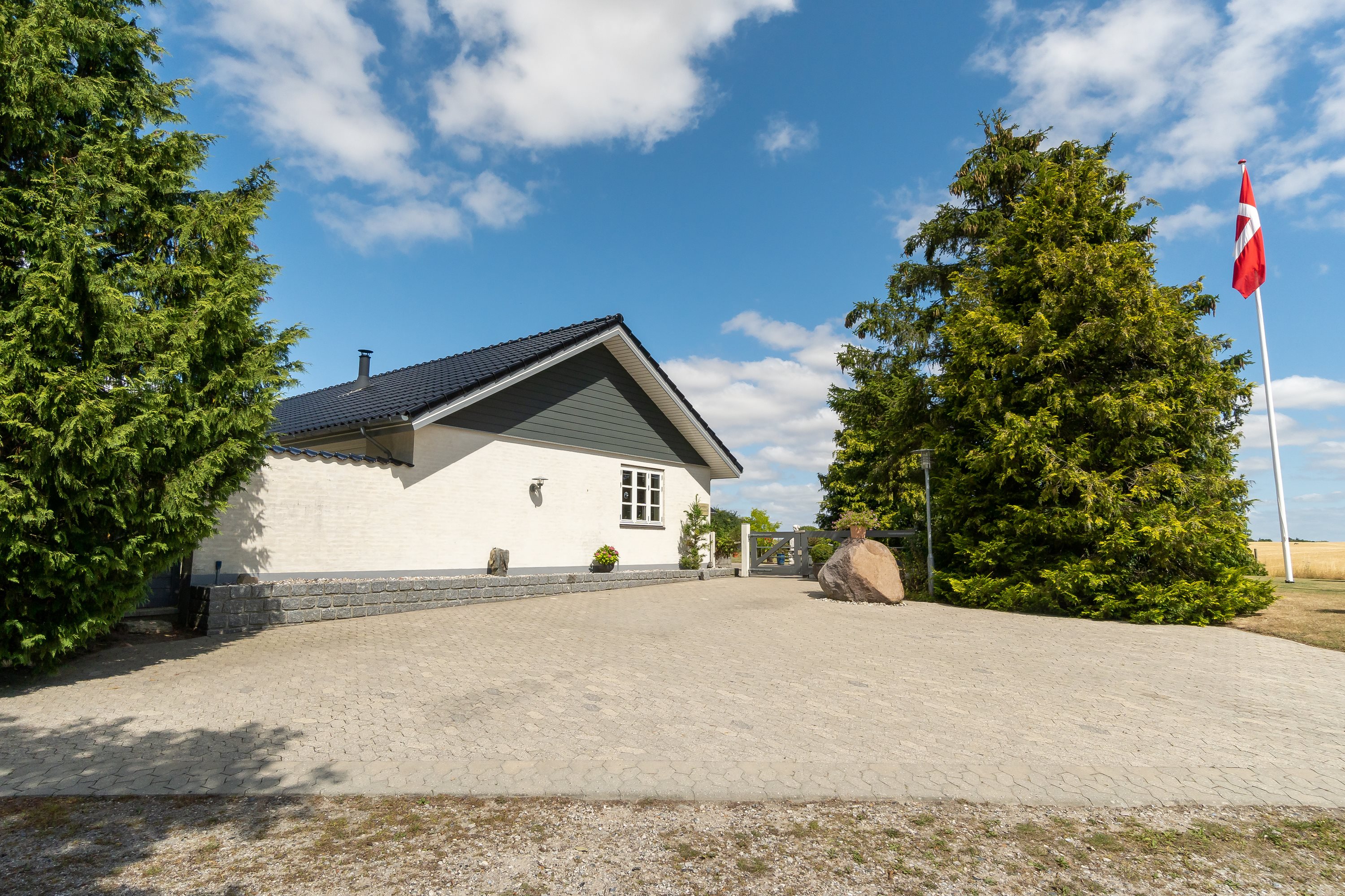 Fremhævet parkeringsareal billede i fuldskærmstilstand. Billede af Kirkebjergvej 4, 4623 Lille Skensved