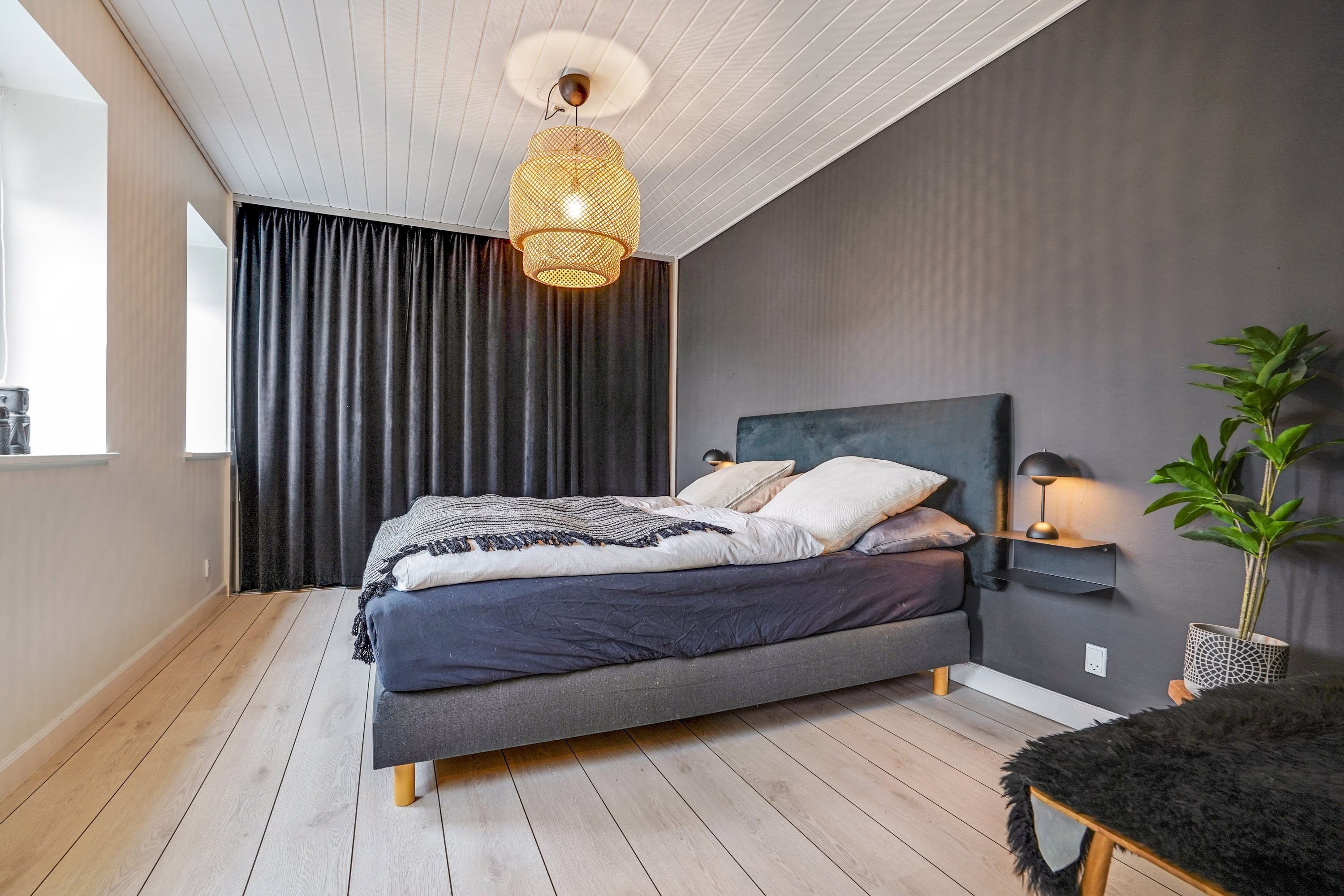 Fremhævet værelse billede i fuldskærmstilstand. Billede af Hovedvejen 227, Roerslev Mrk, 5580 Nørre Aaby