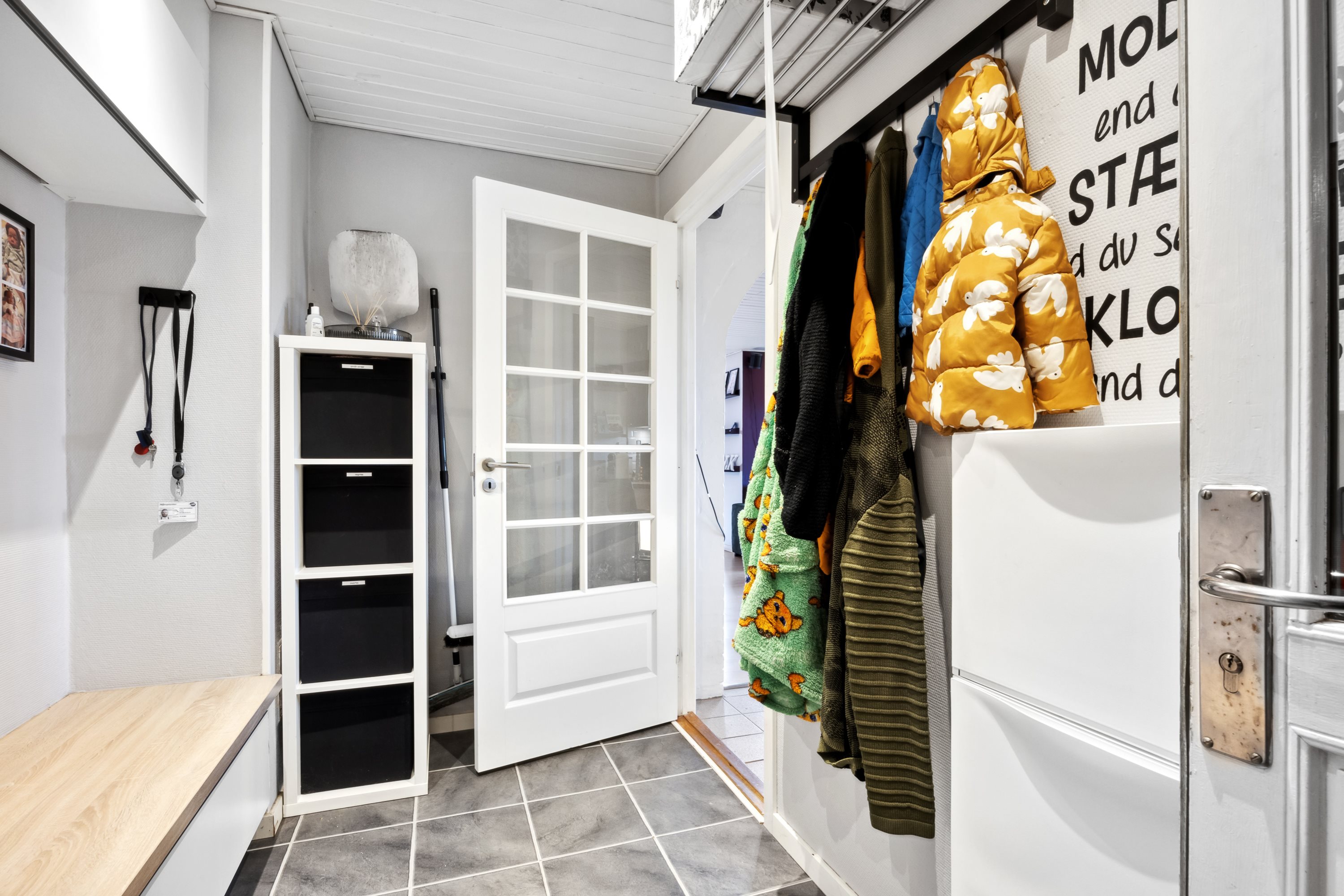 Fremhævet entré billede i fuldskærmstilstand. Billede af Bovangen 1, 4660 Store Heddinge