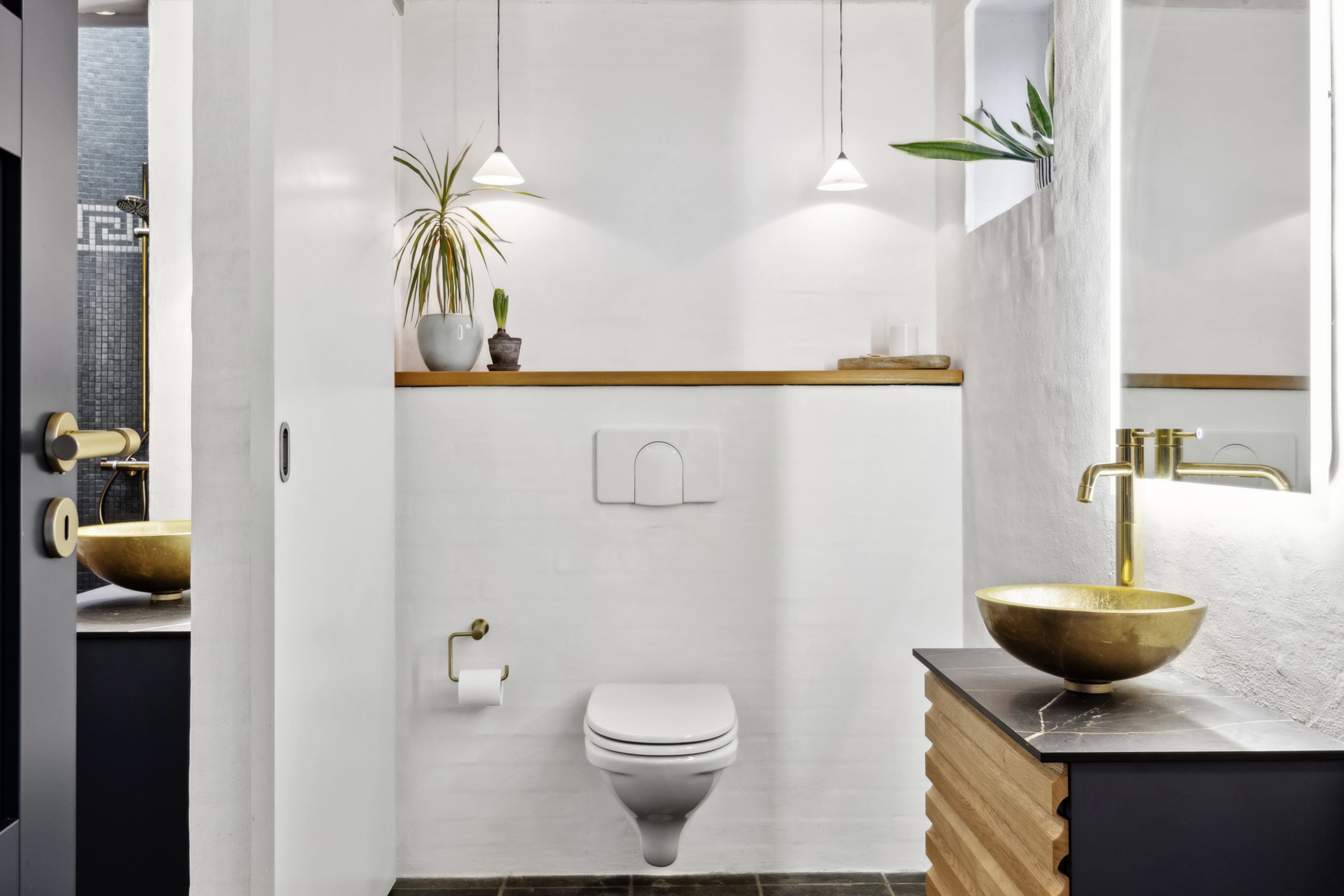 Fremhævet badeværelse billede i fuldskærmstilstand. Billede af Kystvejen 328, 4671 Strøby