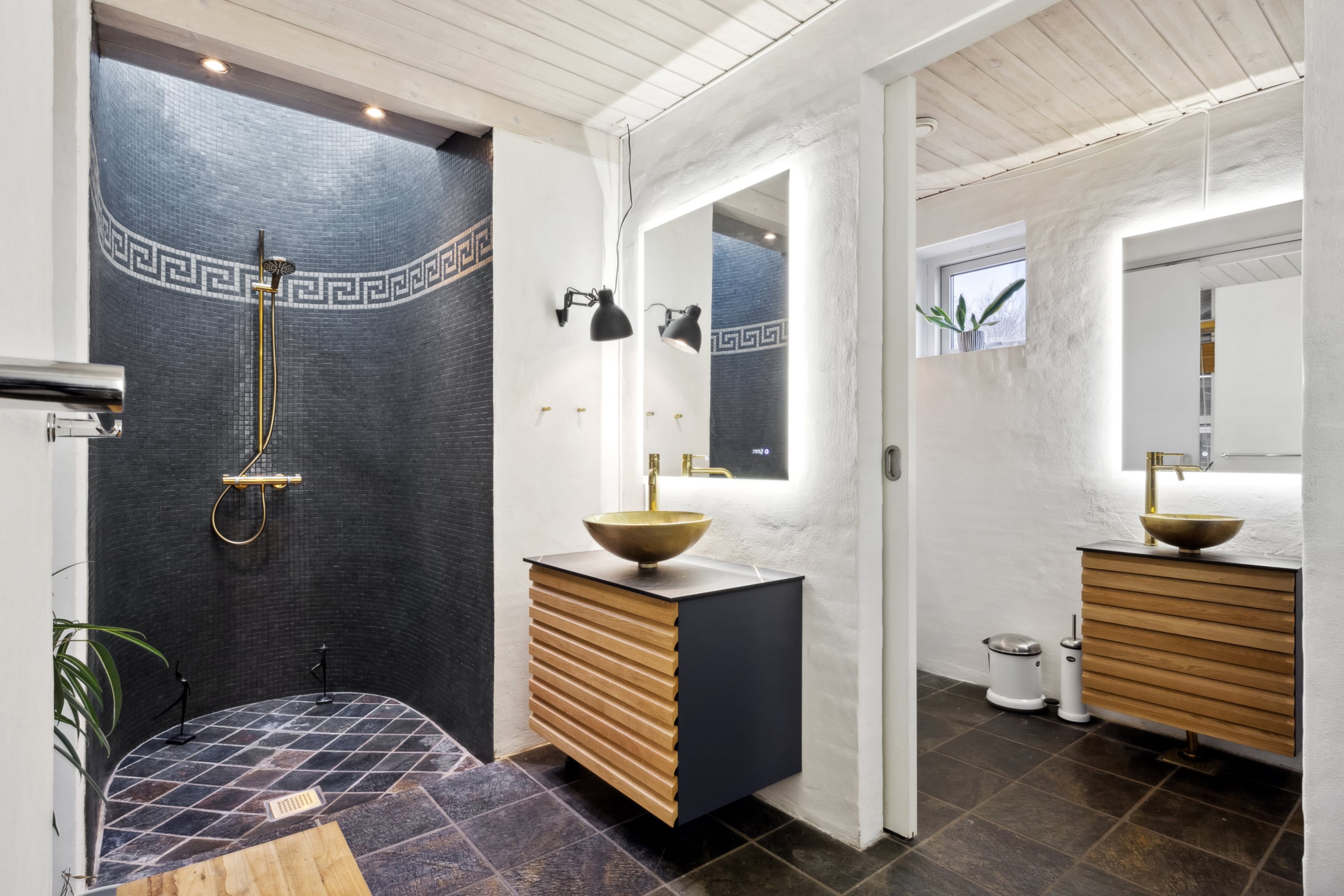 Fremhævet badeværelse billede i fuldskærmstilstand. Billede af Kystvejen 328, 4671 Strøby