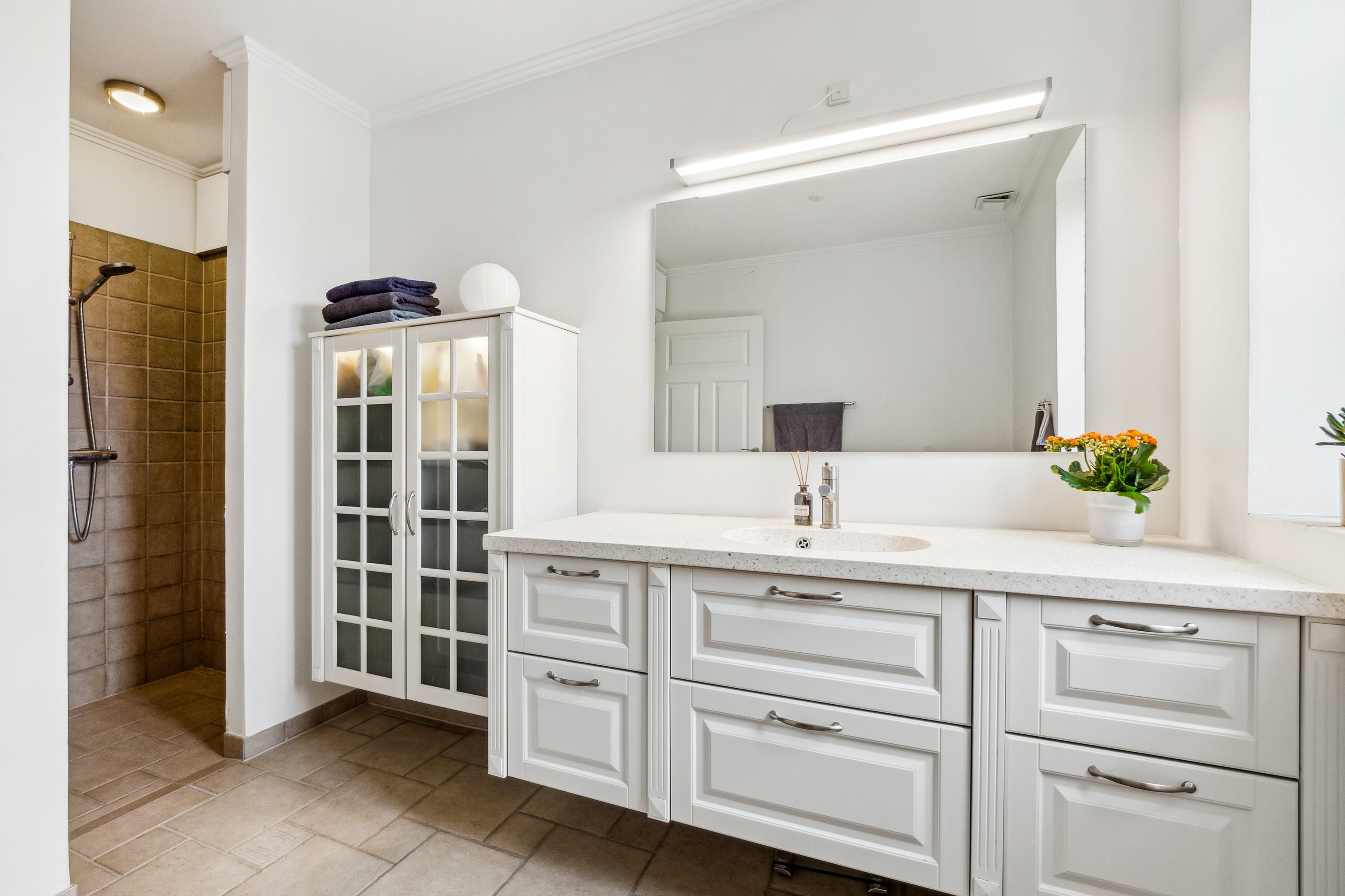 Fremhævet køkken billede i fuldskærmstilstand. Billede af Marianevej 55, Vinde, 7800 Skive