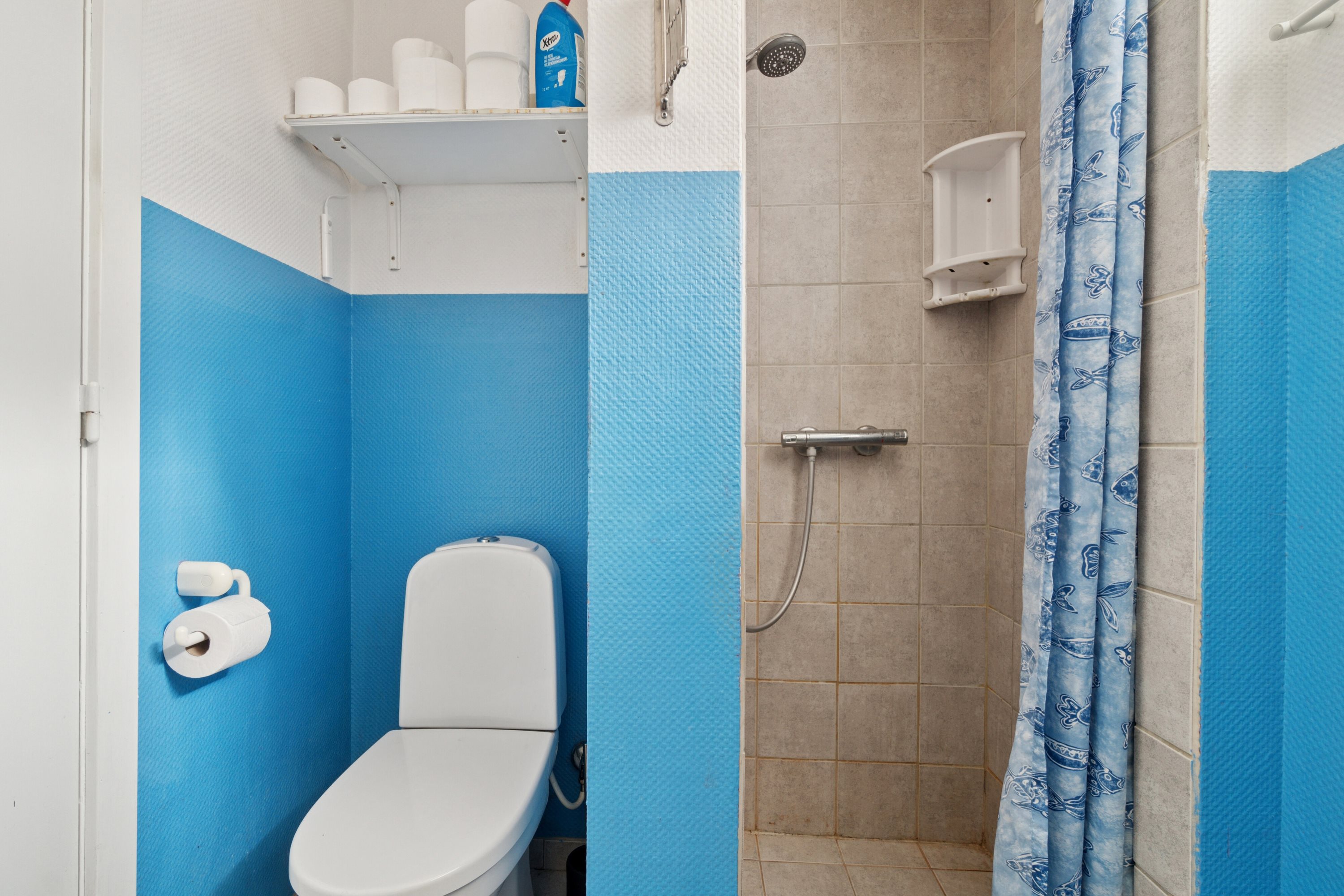 Fremhævet badeværelse billede i fuldskærmstilstand. Billede af Klemens Storegade 7, 3782 Klemensker