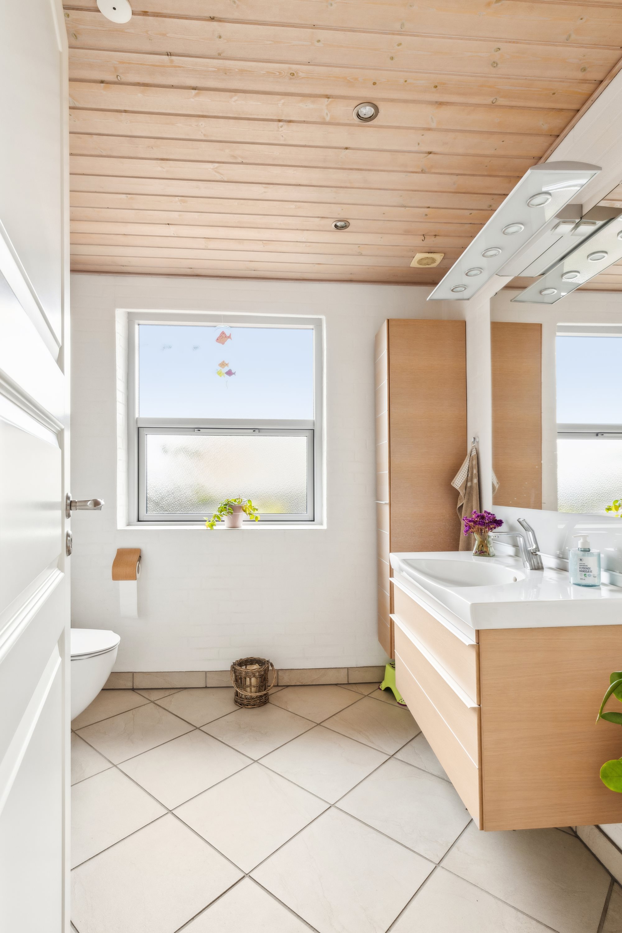 Fremhævet badeværelse billede i fuldskærmstilstand. Billede af Havrevej 14, 8586 Ørum Djurs