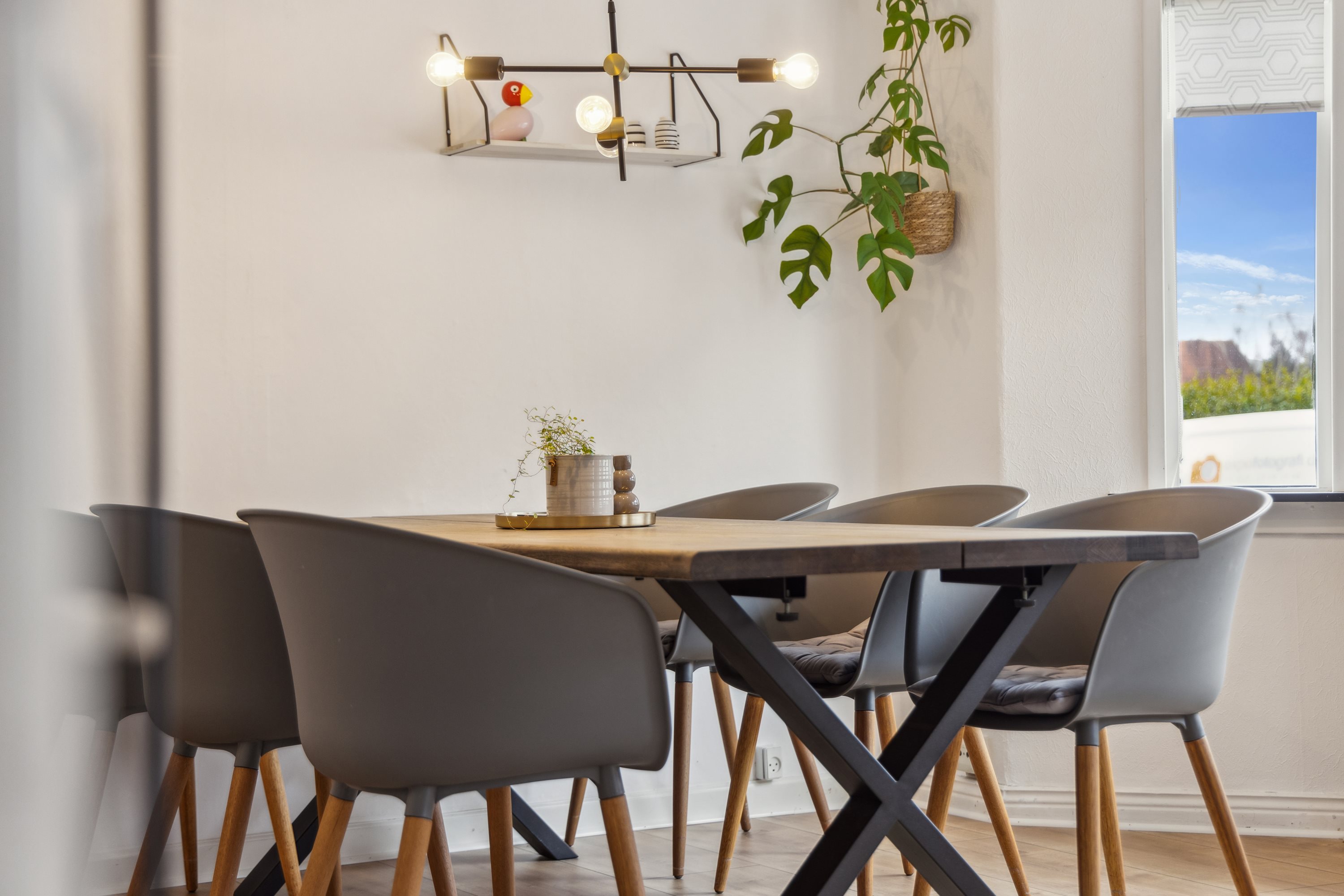 Fremhævet spisestue billede i fuldskærmstilstand. Billede af Ørstedsvej 1, 9460 Brovst