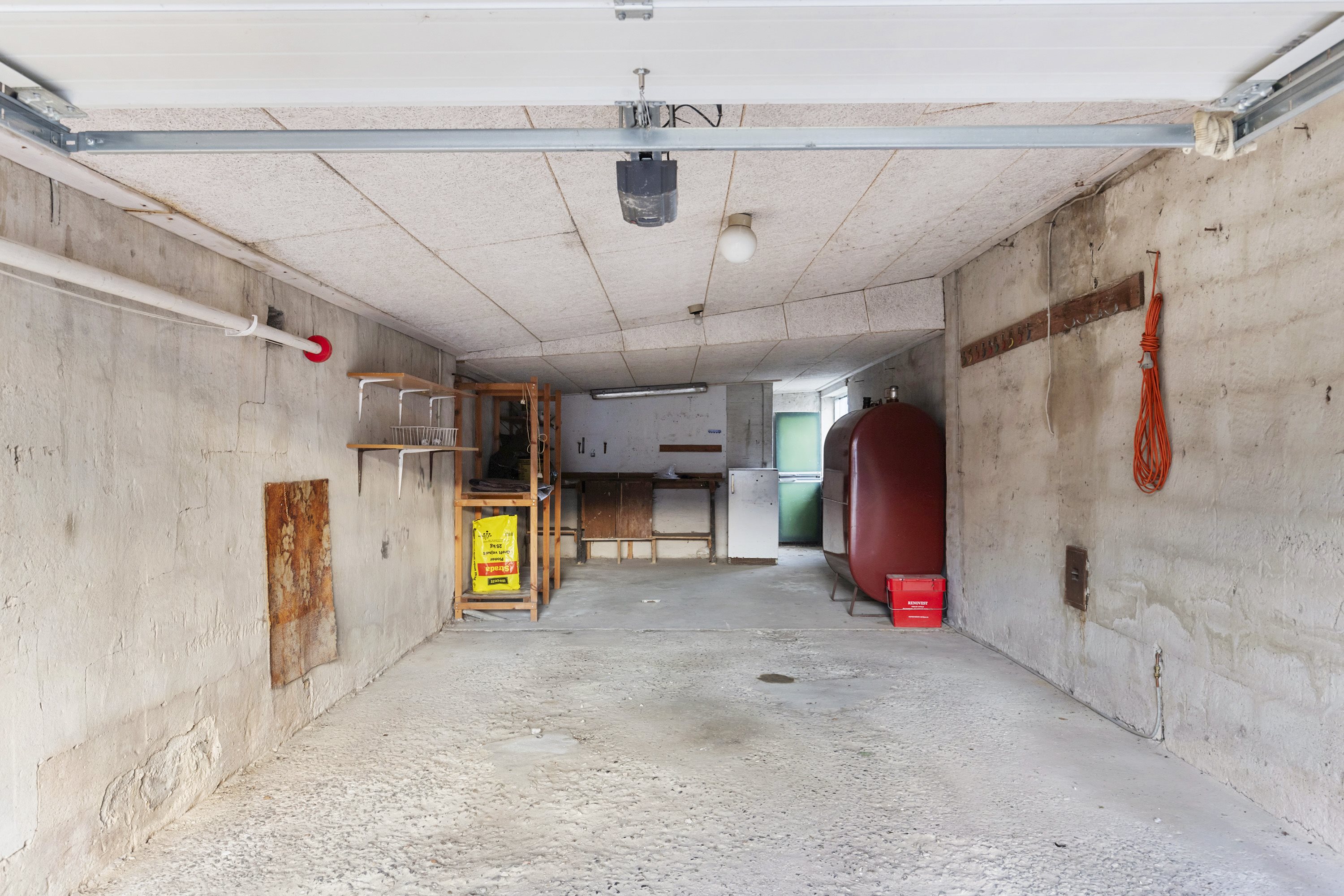 Fremhævet garage billede i fuldskærmstilstand. Billede af Nygade 9, Østrup, 9600 Aars