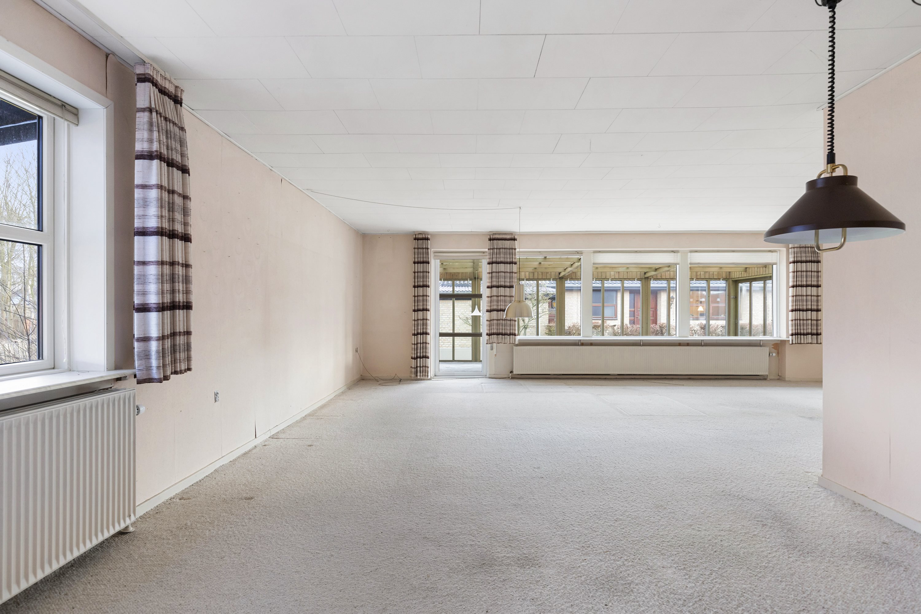 Fremhævet stue billede i fuldskærmstilstand. Billede af Nygade 9, Østrup, 9600 Aars