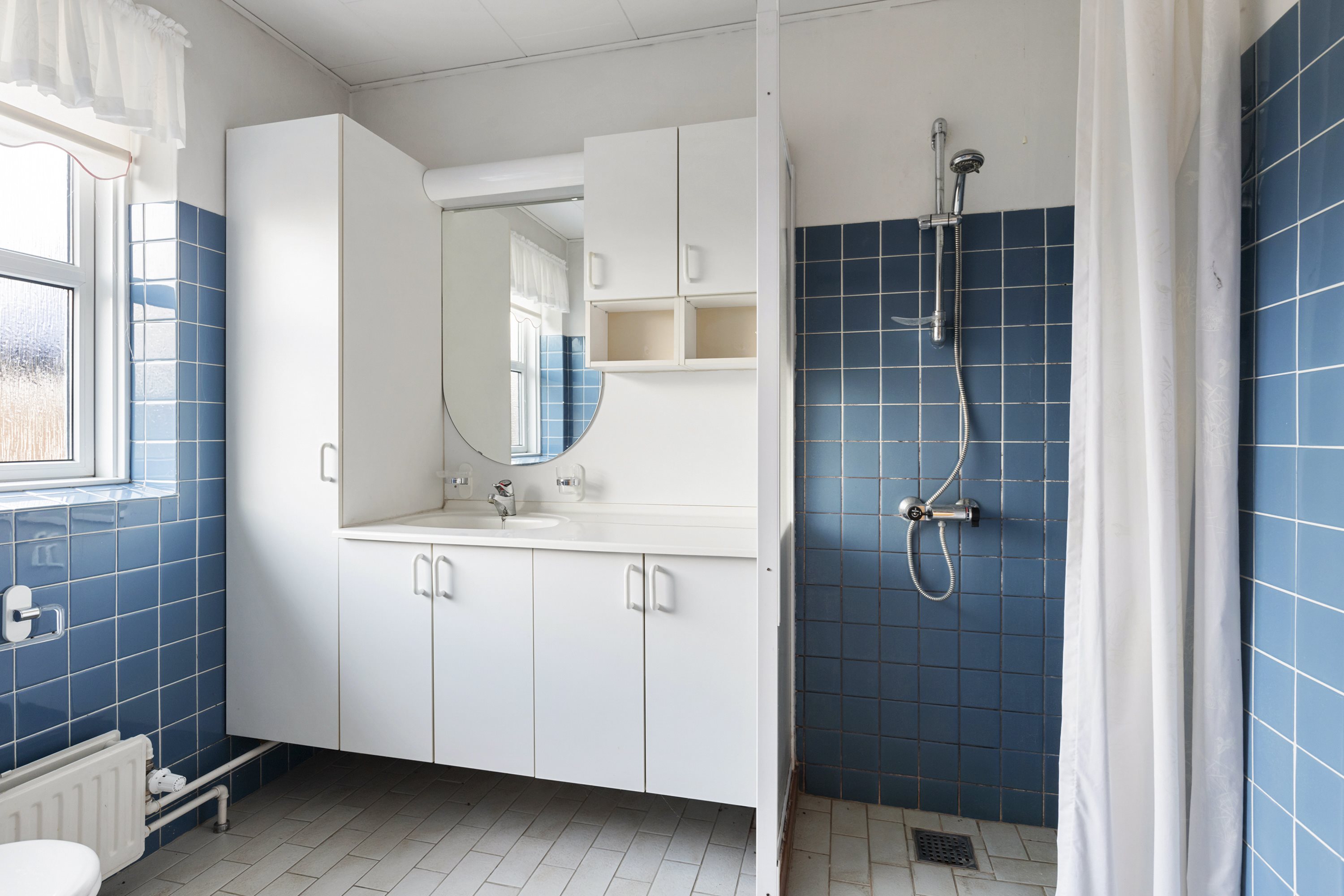 Fremhævet badeværelse billede i fuldskærmstilstand. Billede af Nygade 9, Østrup, 9600 Aars