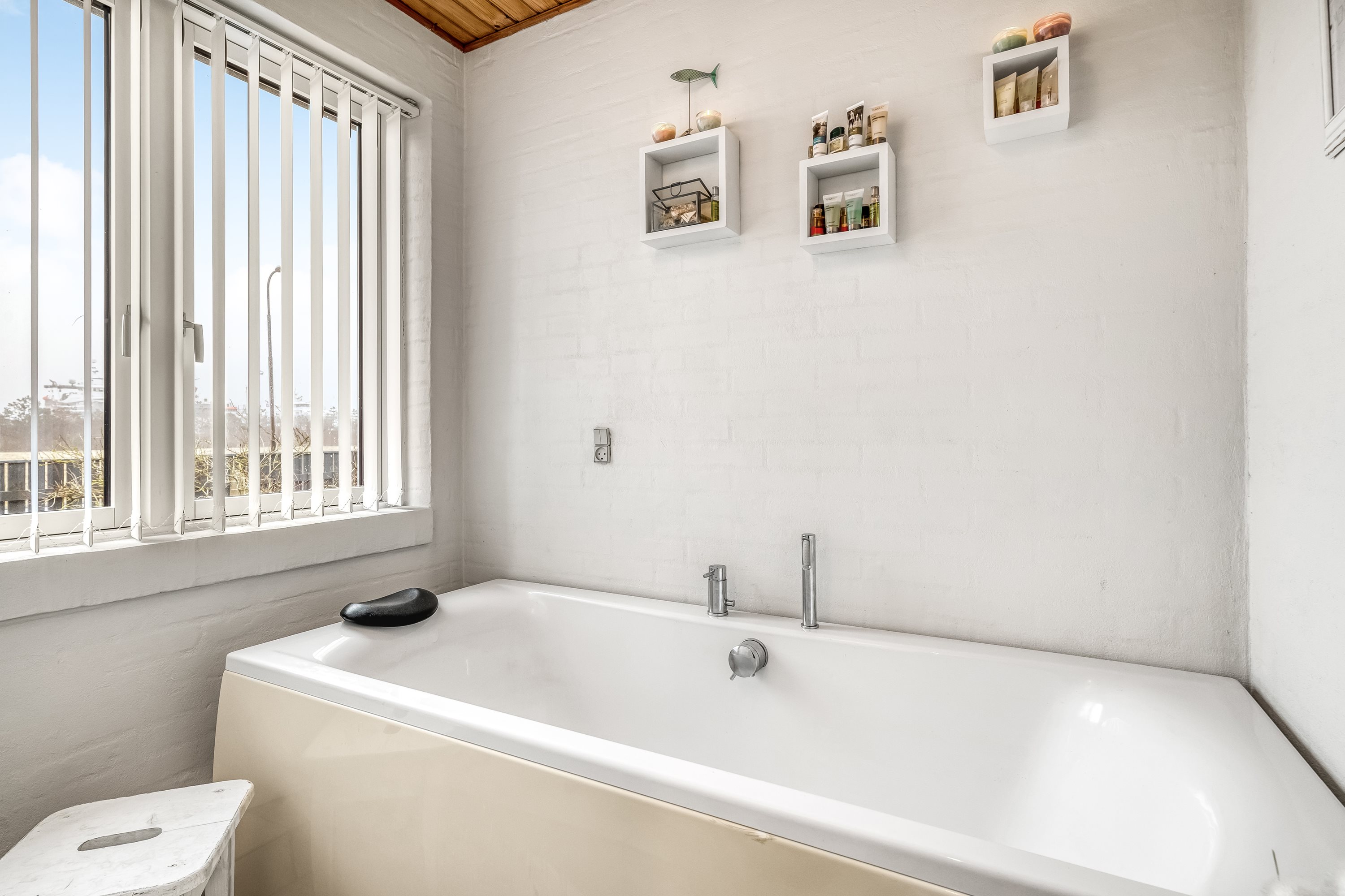 Fremhævet badeværelse billede i fuldskærmstilstand. Billede af Sprogøvej 8A, 7680 Thyborøn