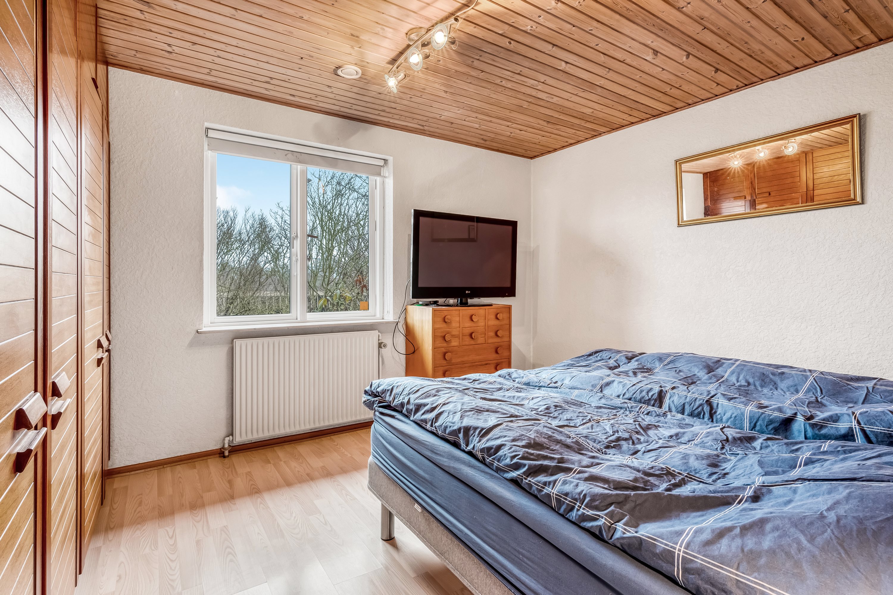 Fremhævet soveværelse billede i fuldskærmstilstand. Billede af Sprogøvej 8A, 7680 Thyborøn