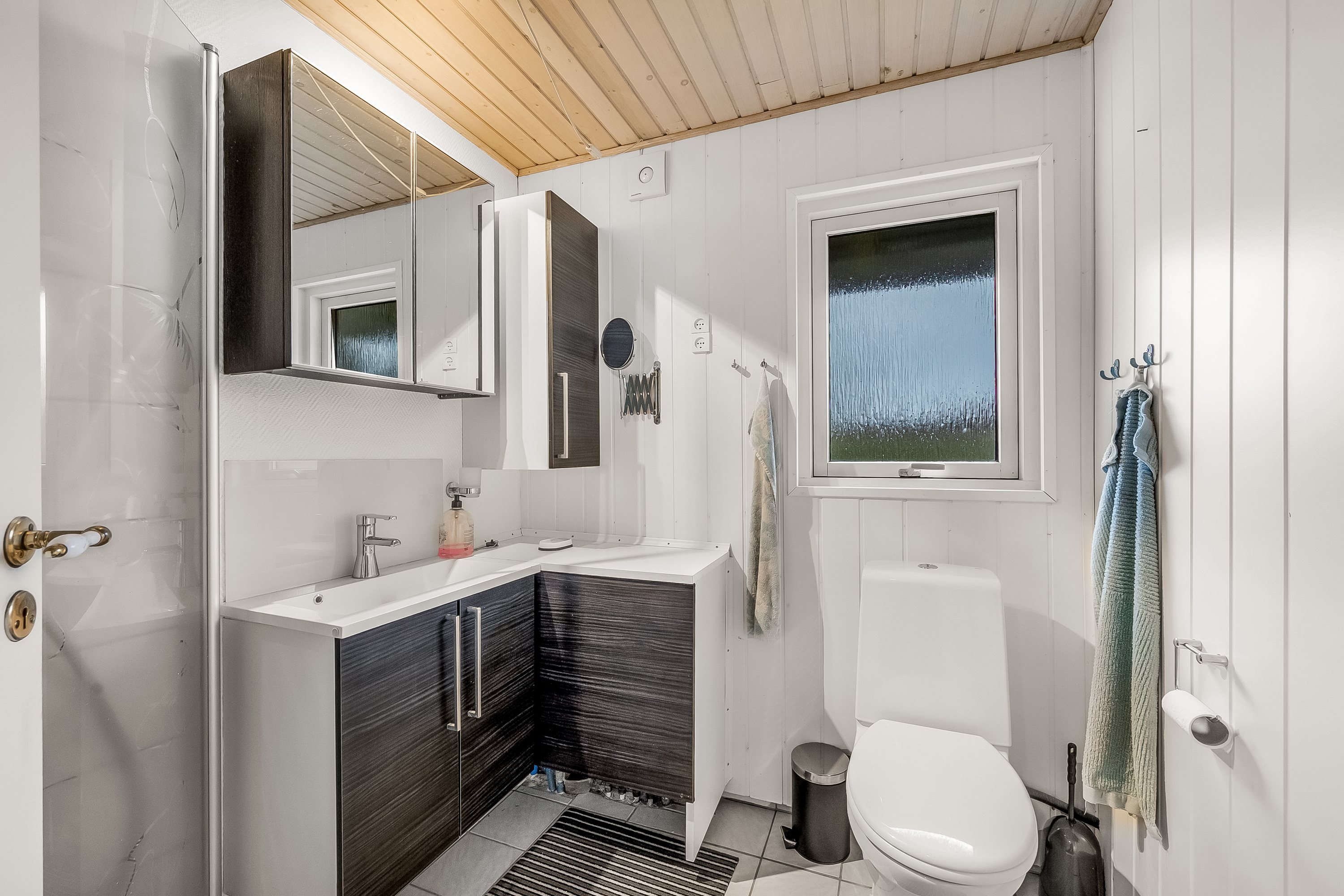 Fremhævet indendørs billede i fuldskærmstilstand. Billede af Flyndervej 1, Skaven , 6880 Tarm