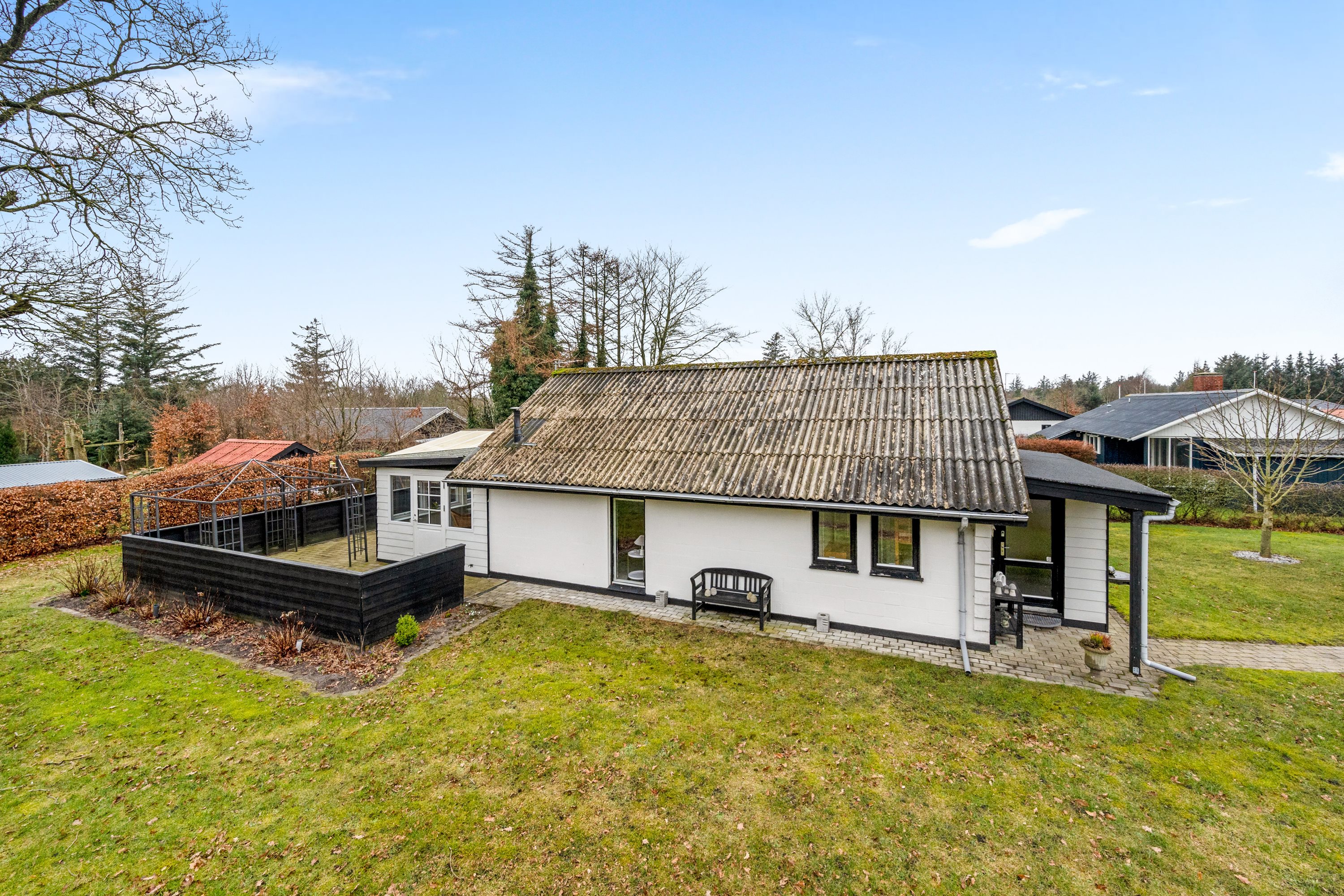 Fremhævet facade billede i fuldskærmstilstand. Billede af Flyndervej 1, Skaven , 6880 Tarm