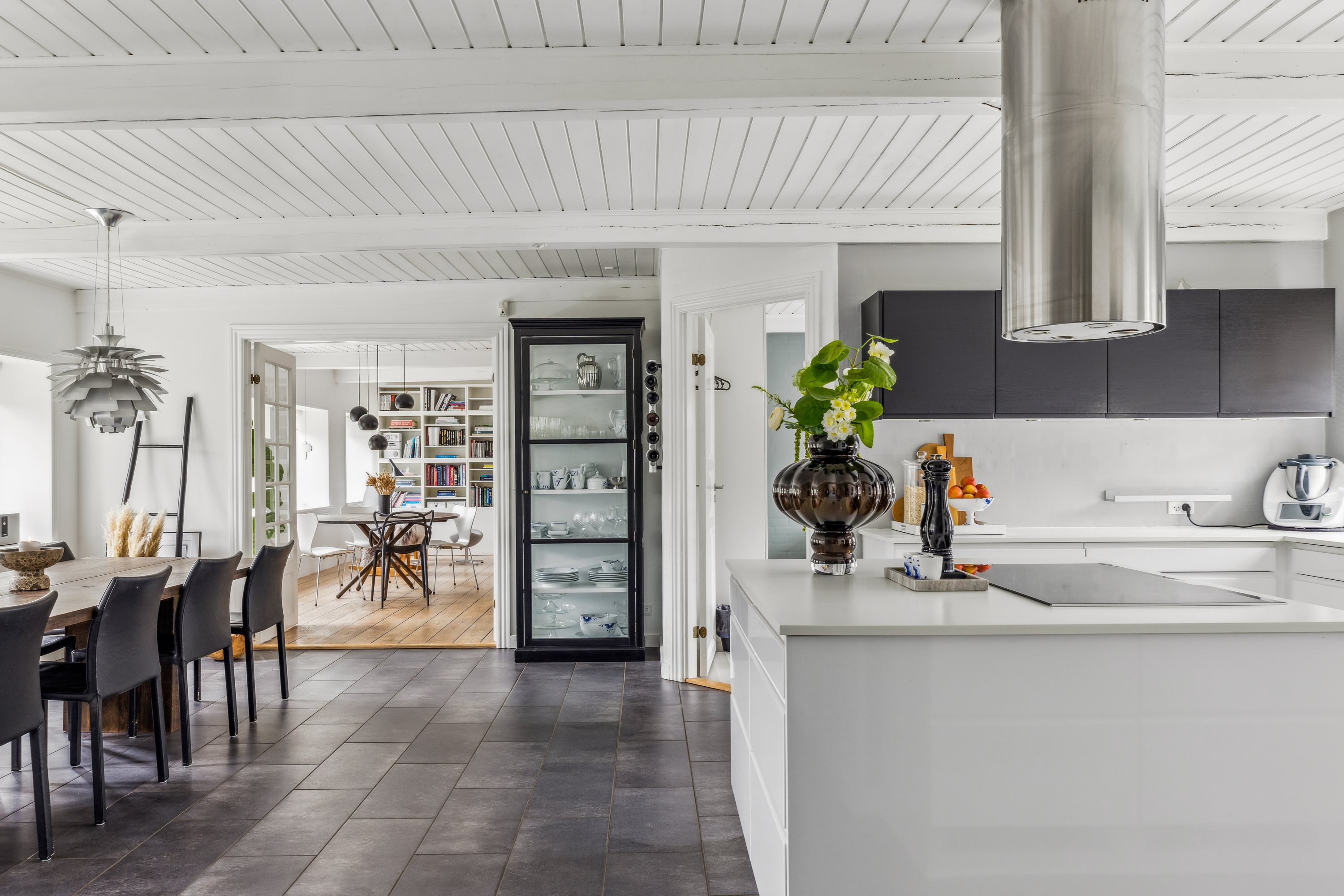 Fremhævet køkken alrum billede i fuldskærmstilstand. Billede af Obbekjærvej 129, Obbekær, 6760 Ribe