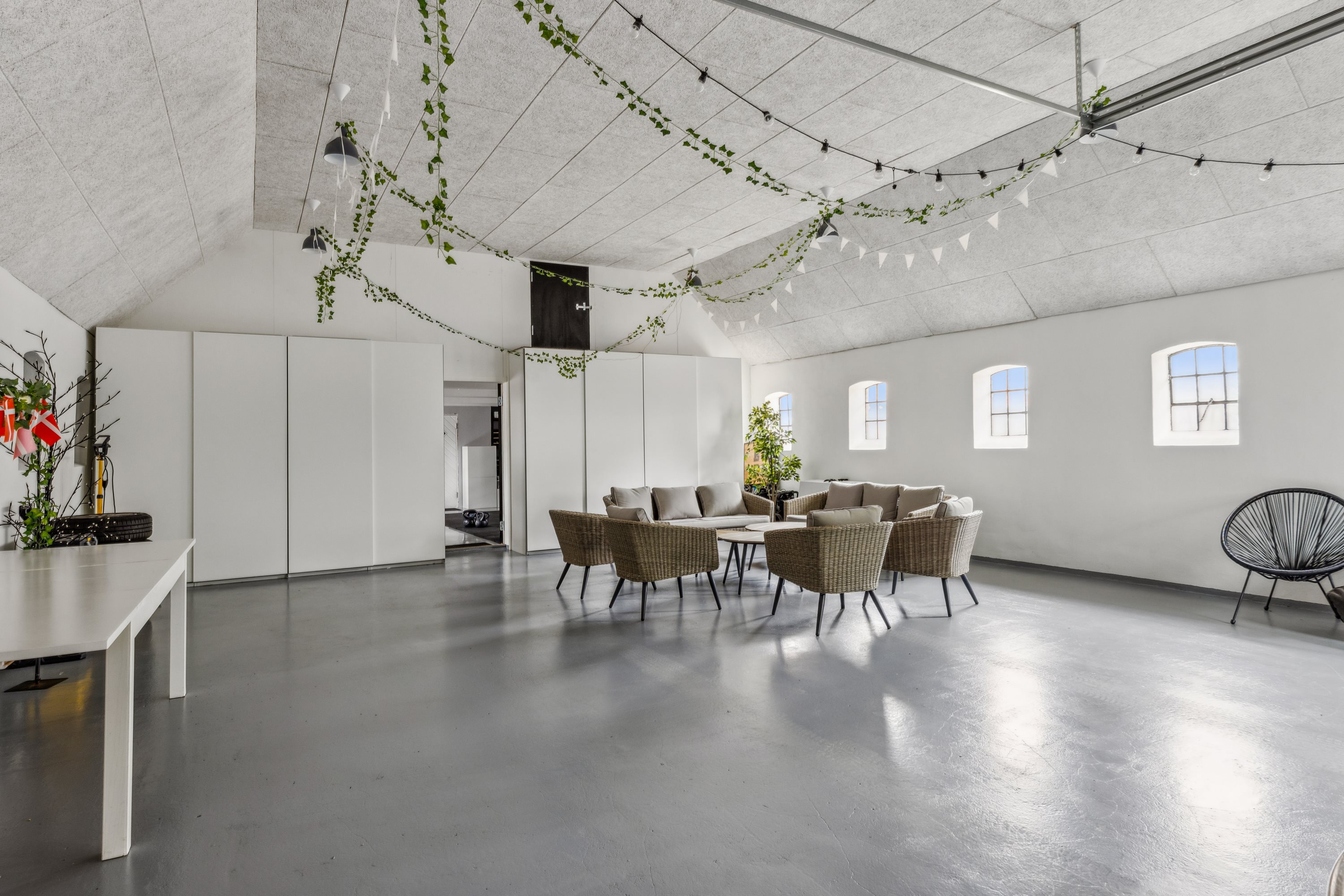 Fremhævet garage/gildesal billede i fuldskærmstilstand. Billede af Obbekjærvej 129, Obbekær, 6760 Ribe