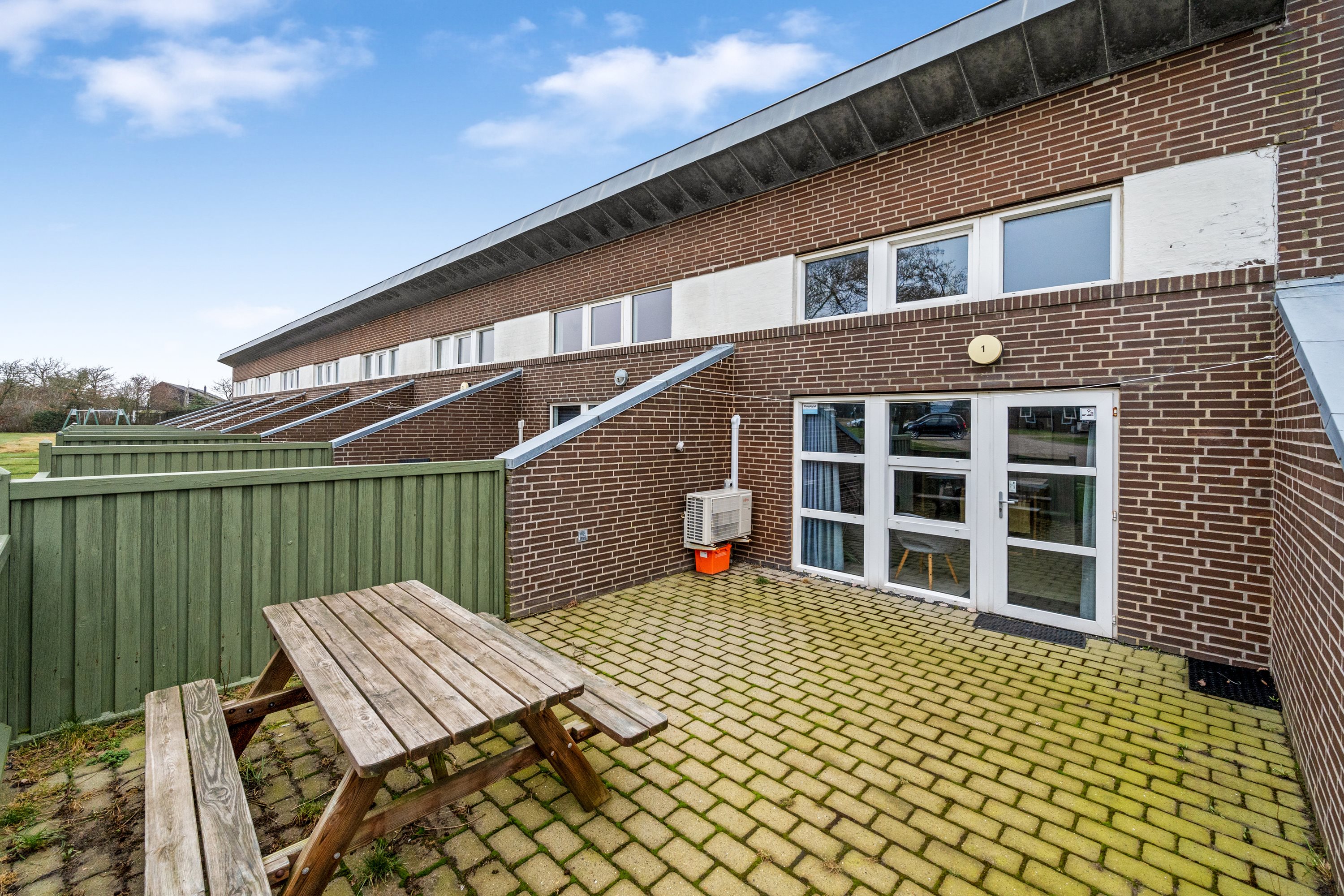 Miniaturebillede 2: facade. Billede af Vester Fælled (G1) 160, Bork Havn, 6893 Hemmet