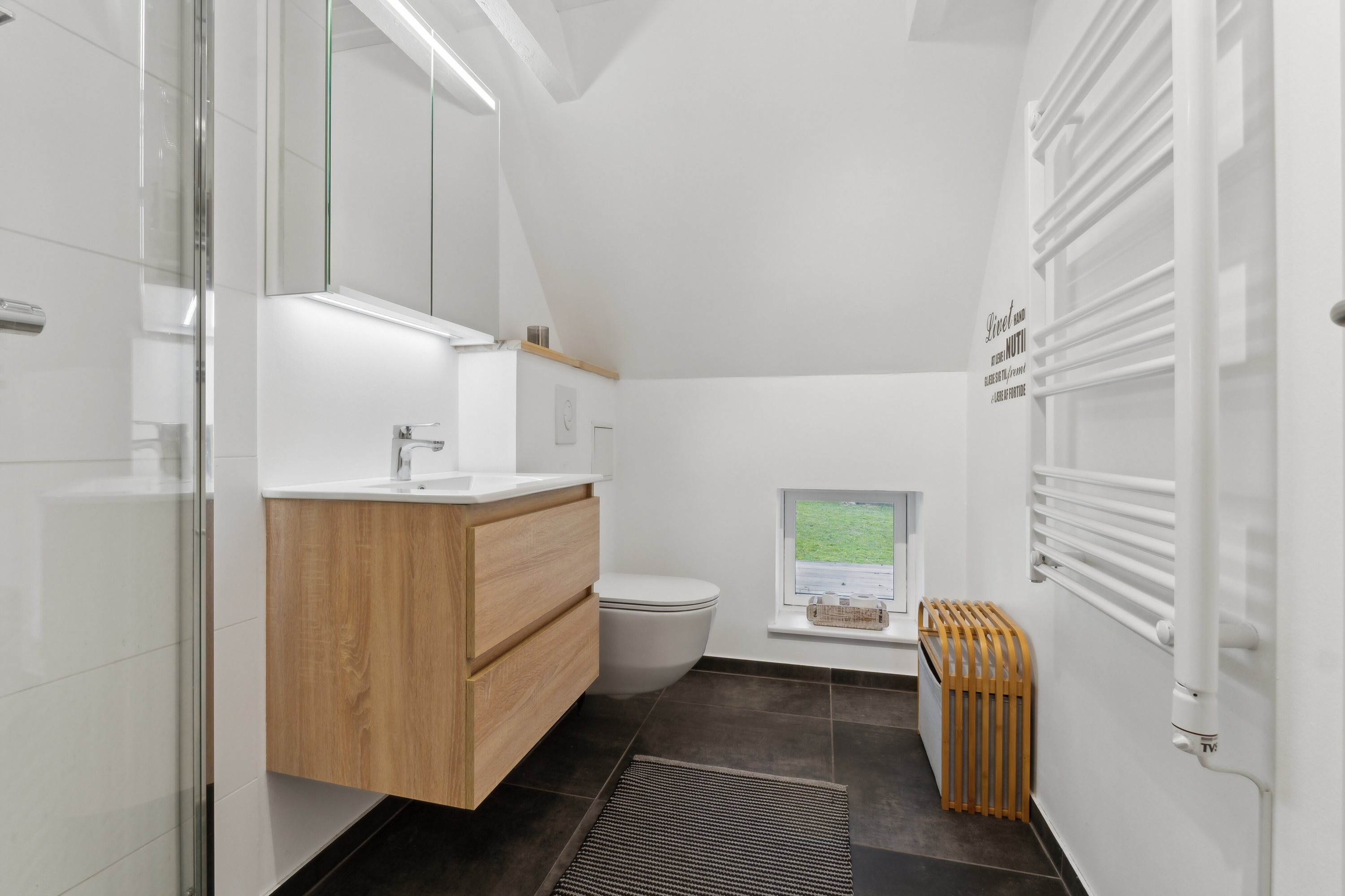 Fremhævet badeværelse billede i fuldskærmstilstand. Billede af Botoften 47, Botofte, 5953 Tranekær