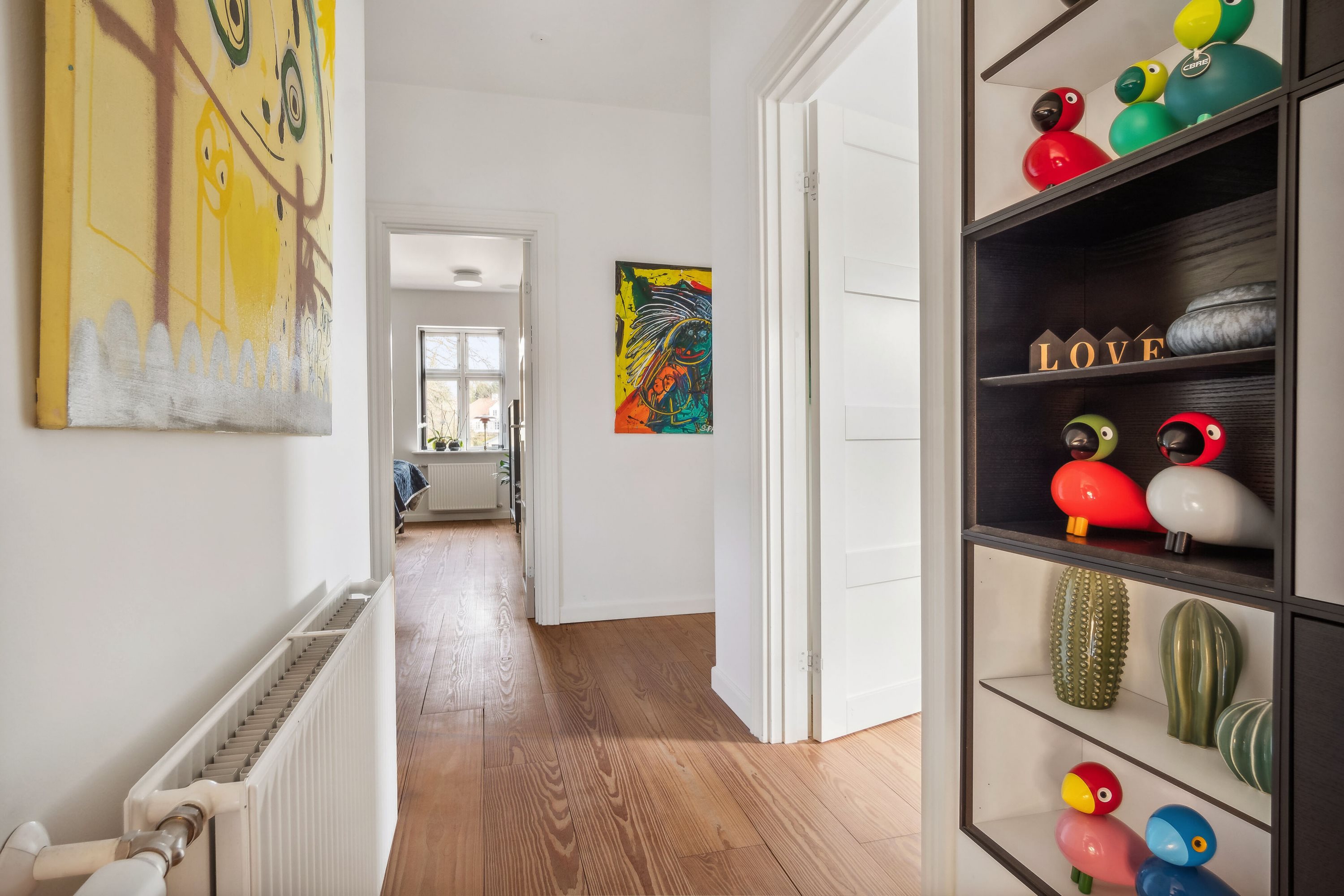 Fremhævet indendørs billede i fuldskærmstilstand. Billede af Jørgensgård 21, 6200 Aabenraa