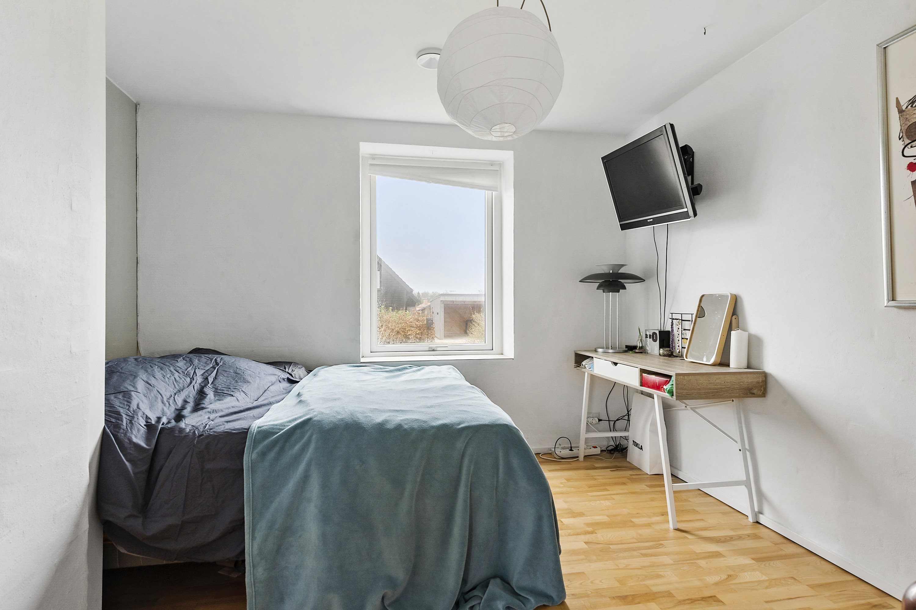 Fremhævet soveværelse billede i fuldskærmstilstand. Billede af Vesterhåb 65, 8300 Odder