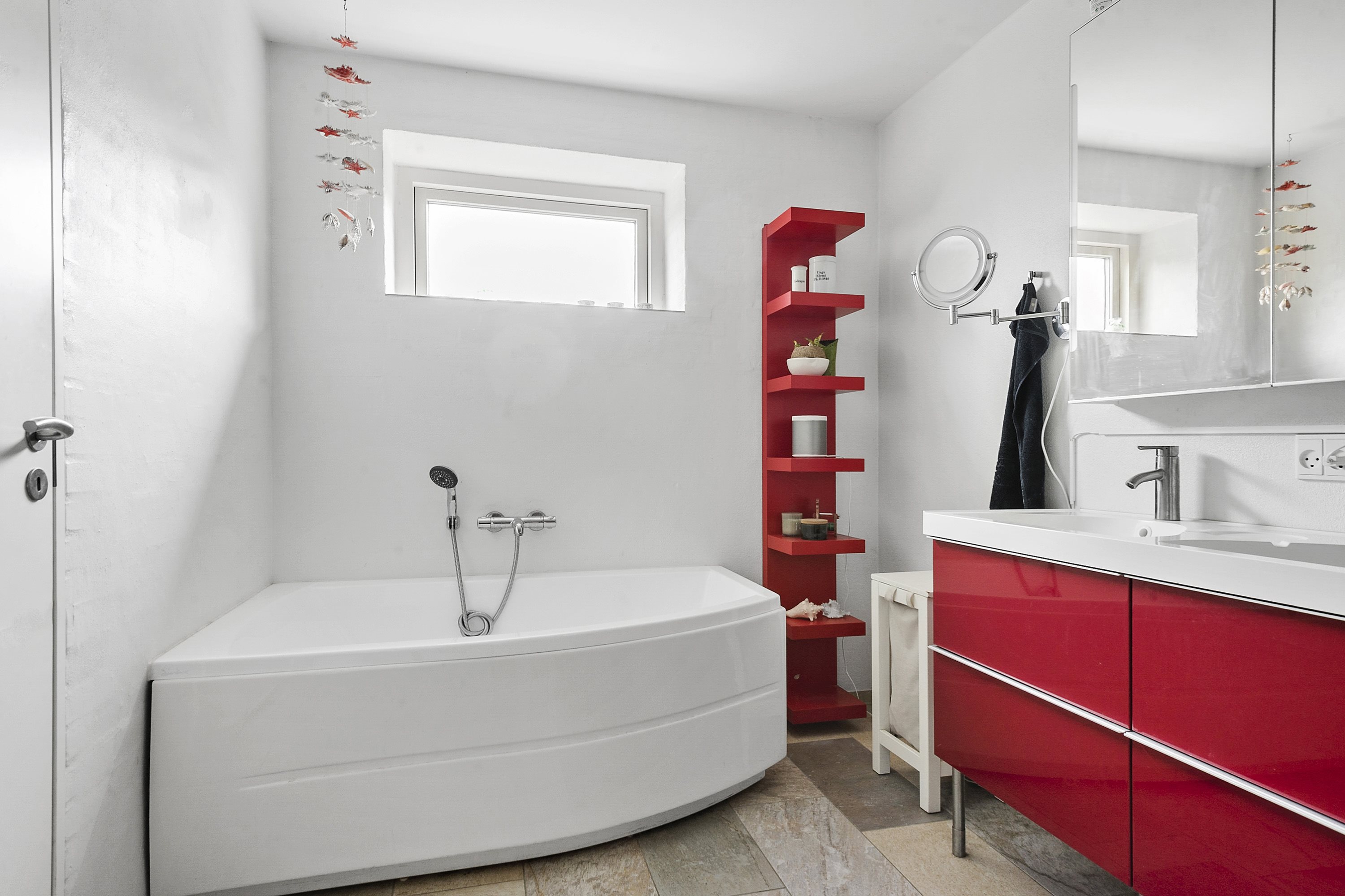 Fremhævet badeværelse billede i fuldskærmstilstand. Billede af Vesterhåb 65, 8300 Odder