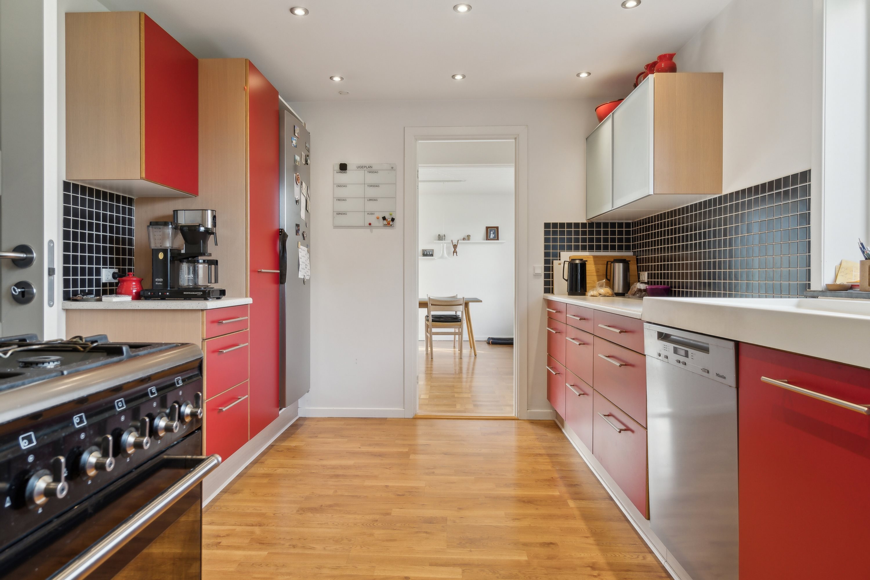 Fremhævet køkken billede i fuldskærmstilstand. Billede af Lonesvej 11, 9800 Hjørring