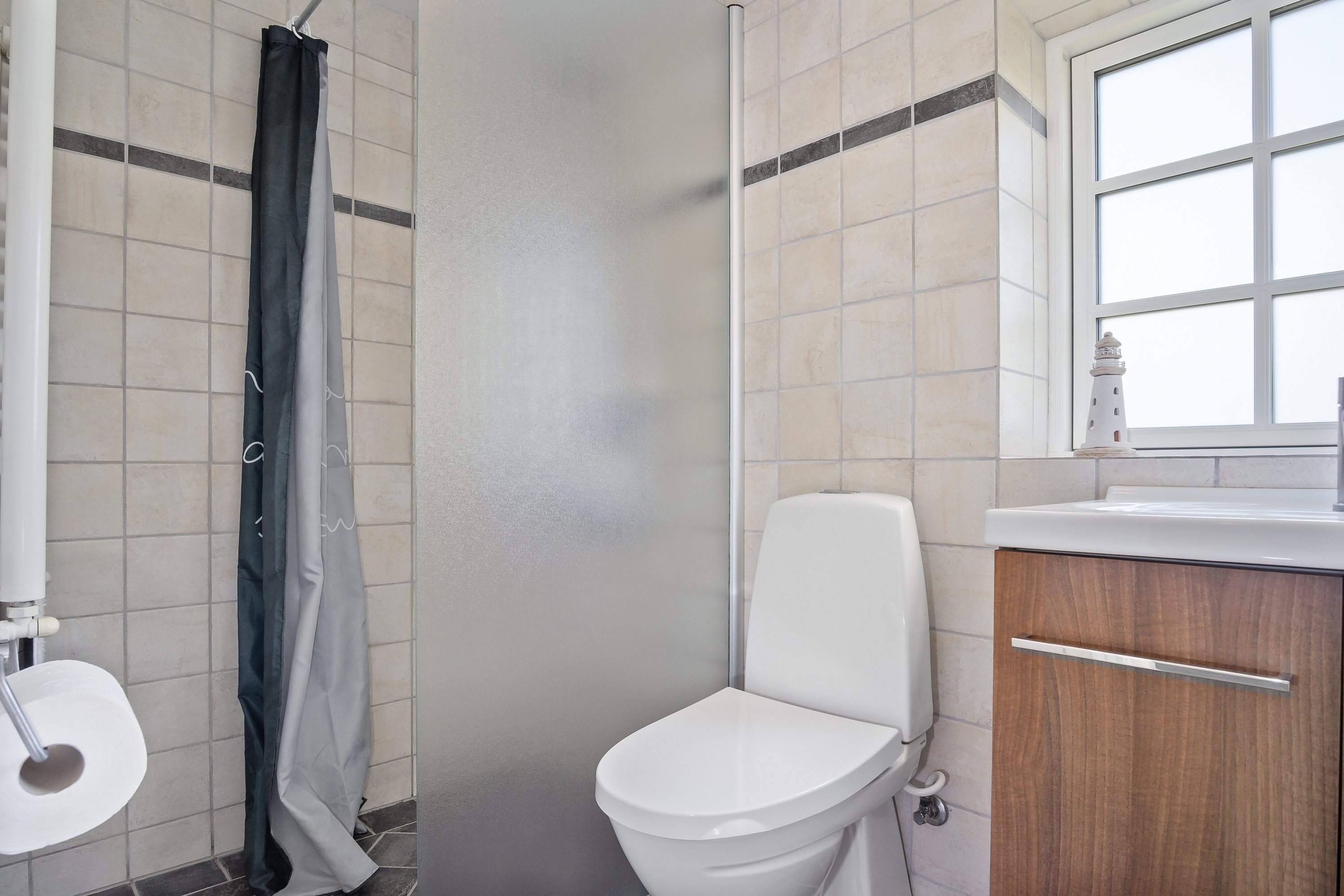 Fremhævet badeværelse billede i fuldskærmstilstand. Billede af Betzyslyst 131, 5600 Faaborg