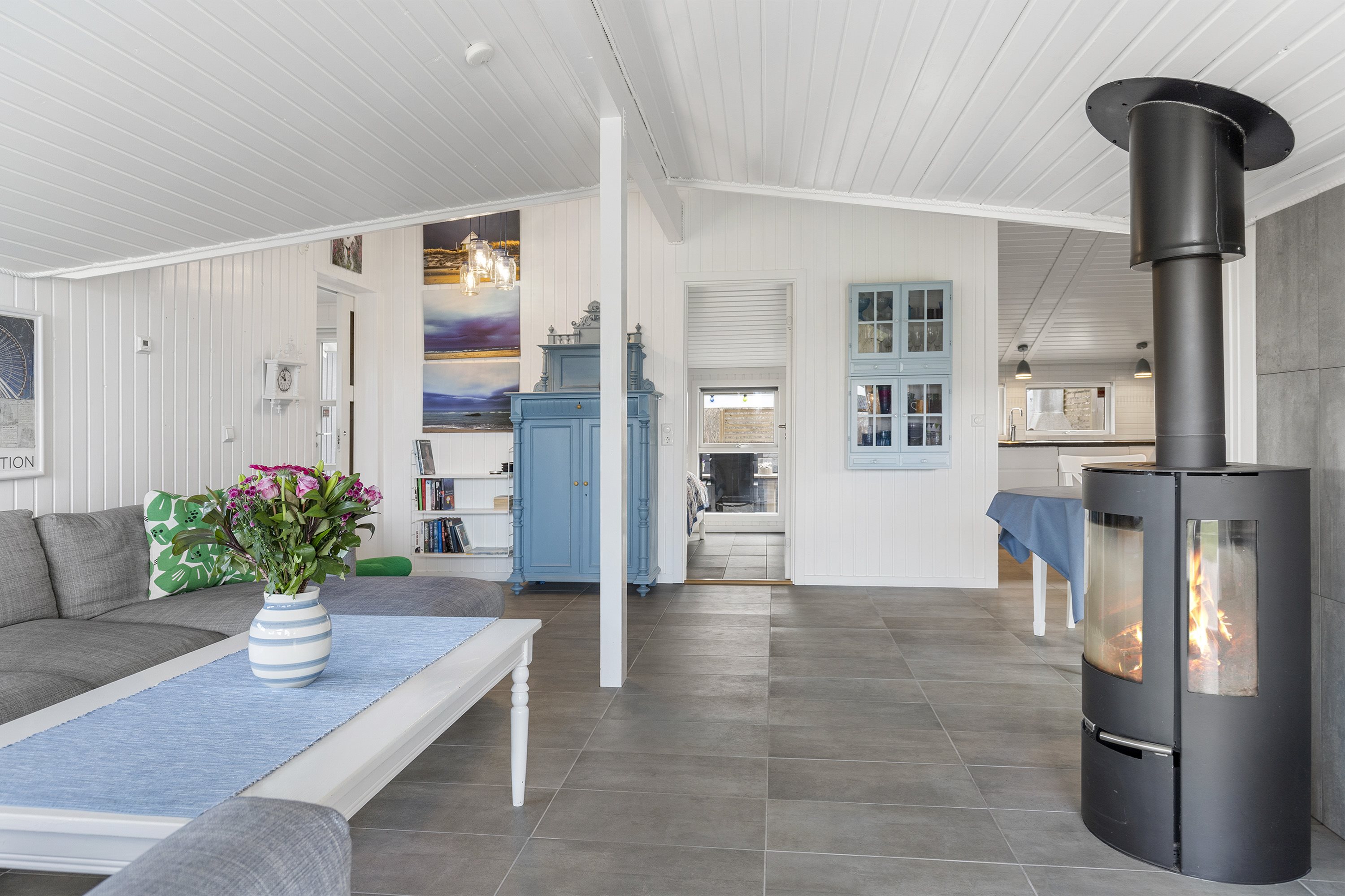 Fremhævet stue billede i fuldskærmstilstand. Billede af Martsvej 39, Skal Klit, 9800 Hjørring