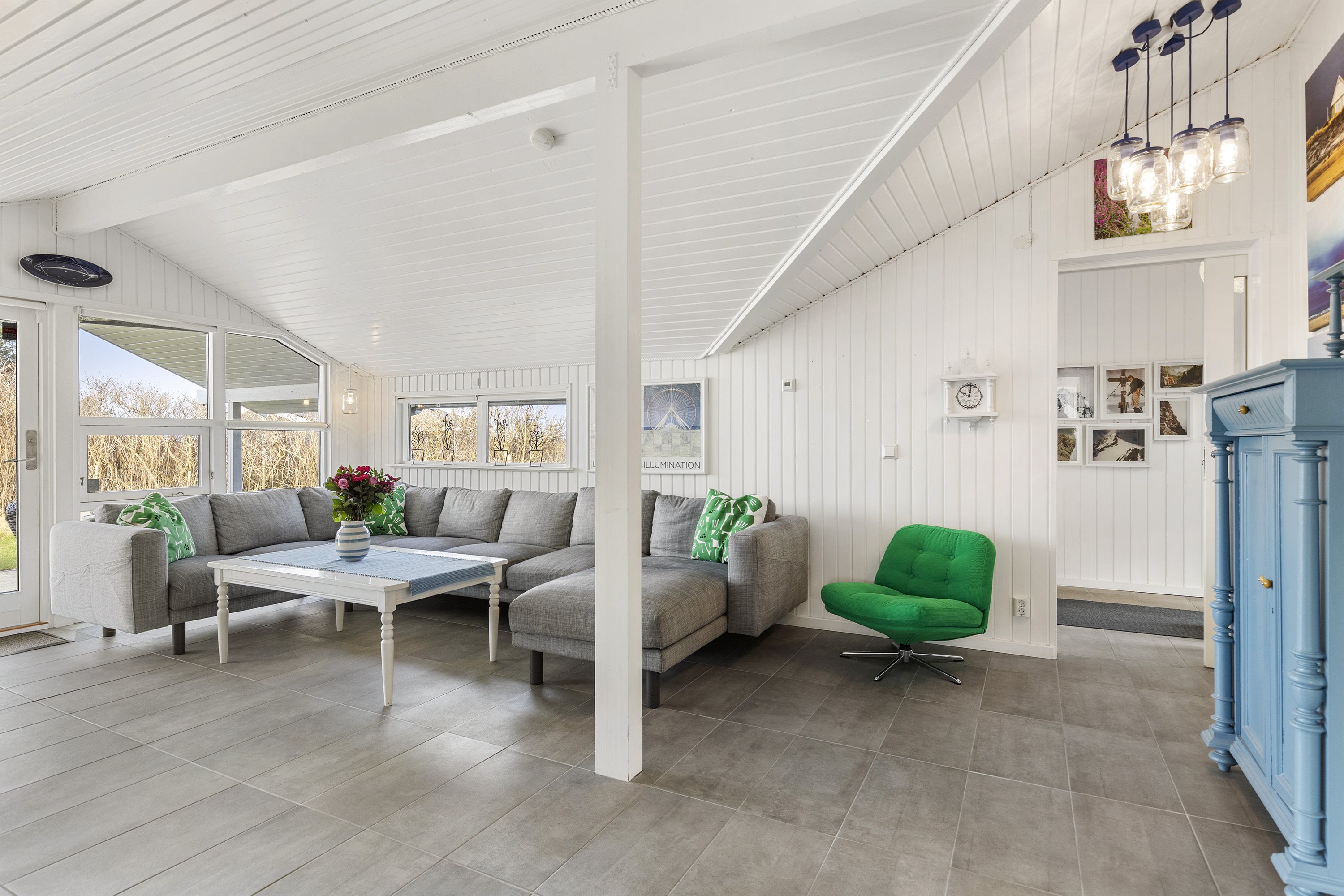 Fremhævet stue billede i fuldskærmstilstand. Billede af Martsvej 39, Skal Klit, 9800 Hjørring