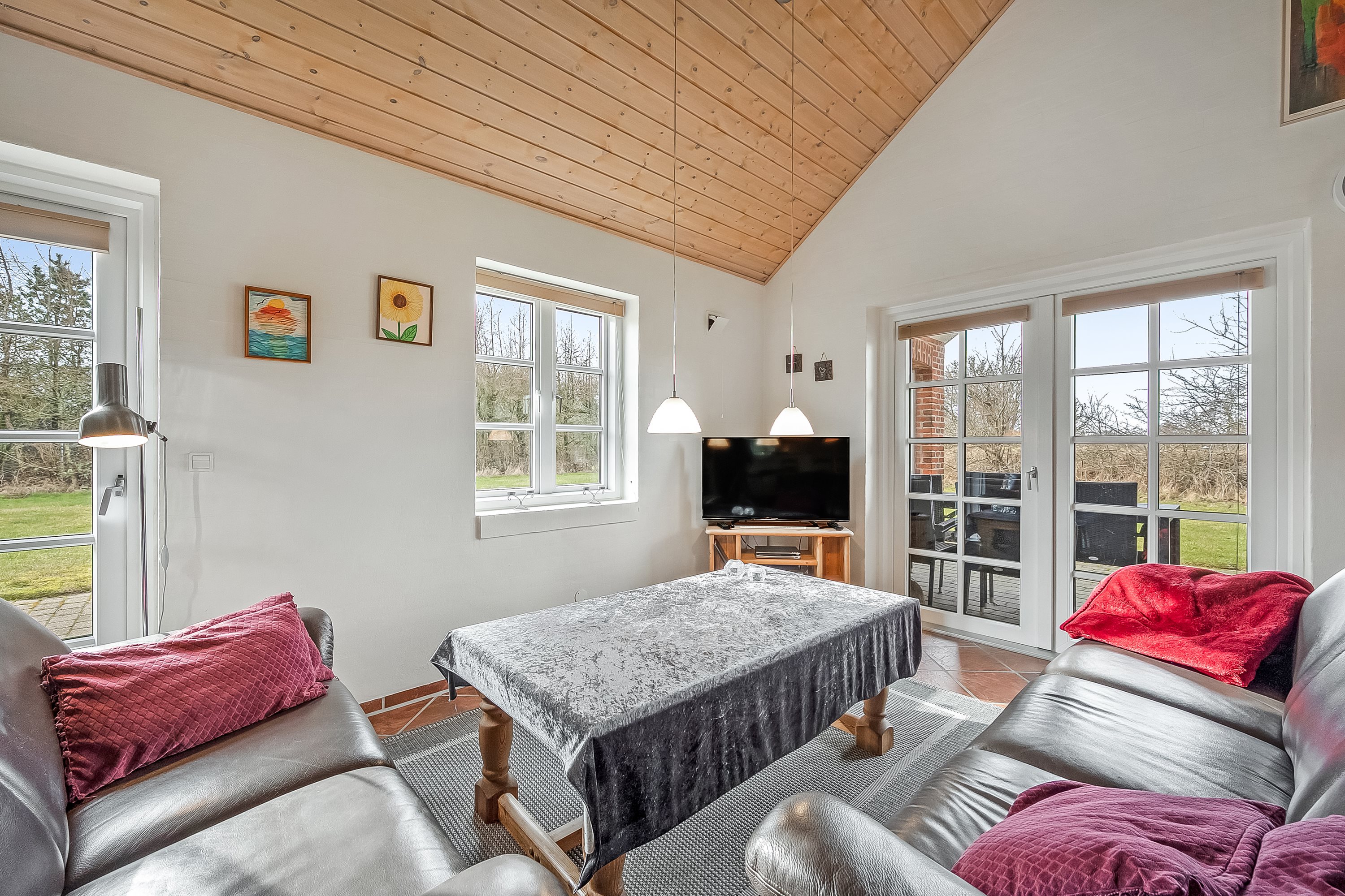 Fremhævet stue billede i fuldskærmstilstand. Billede af Tyttebærvej 4, Skaven , 6880 Tarm