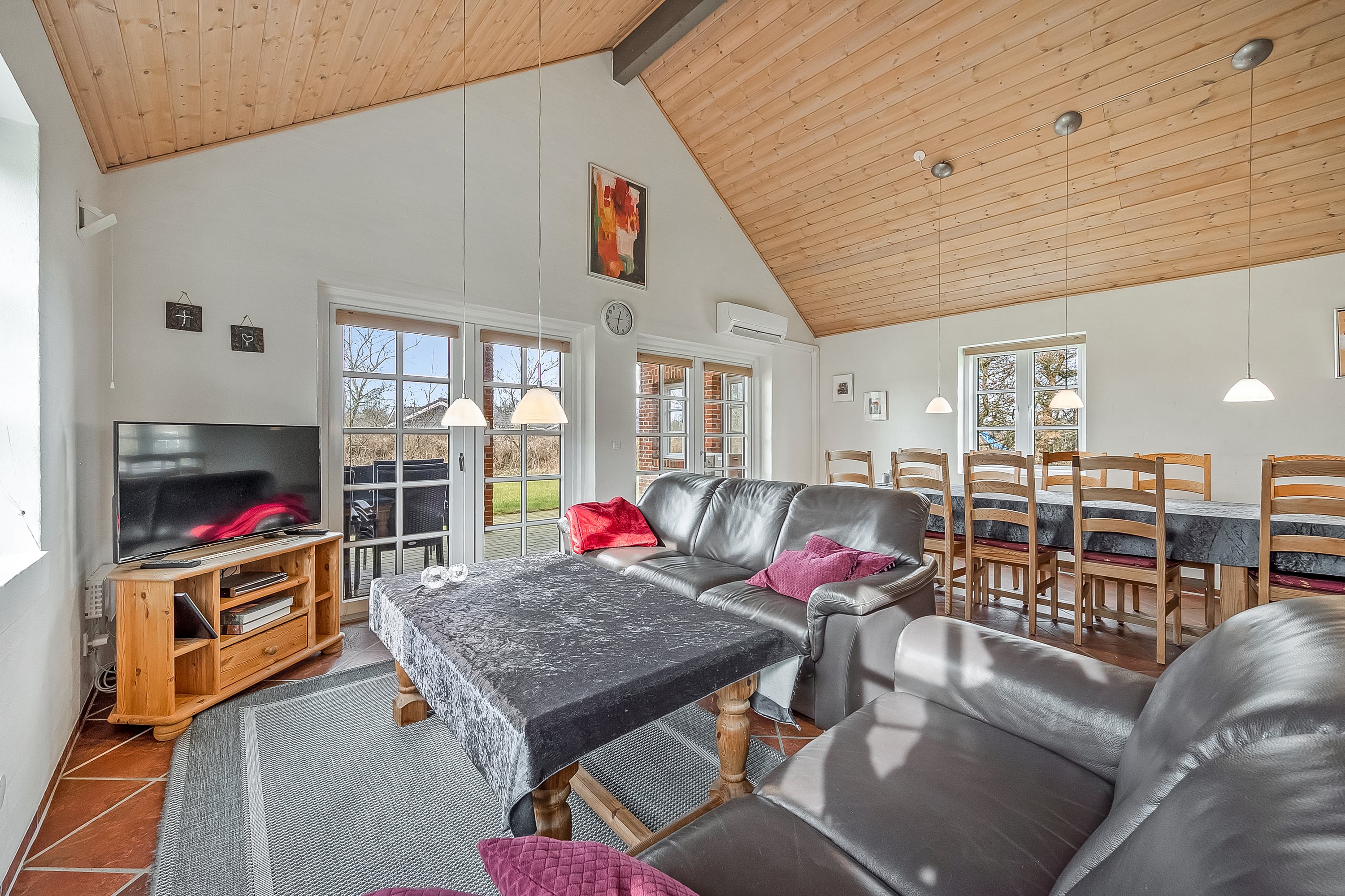 Fremhævet stue billede i fuldskærmstilstand. Billede af Tyttebærvej 4, Skaven , 6880 Tarm