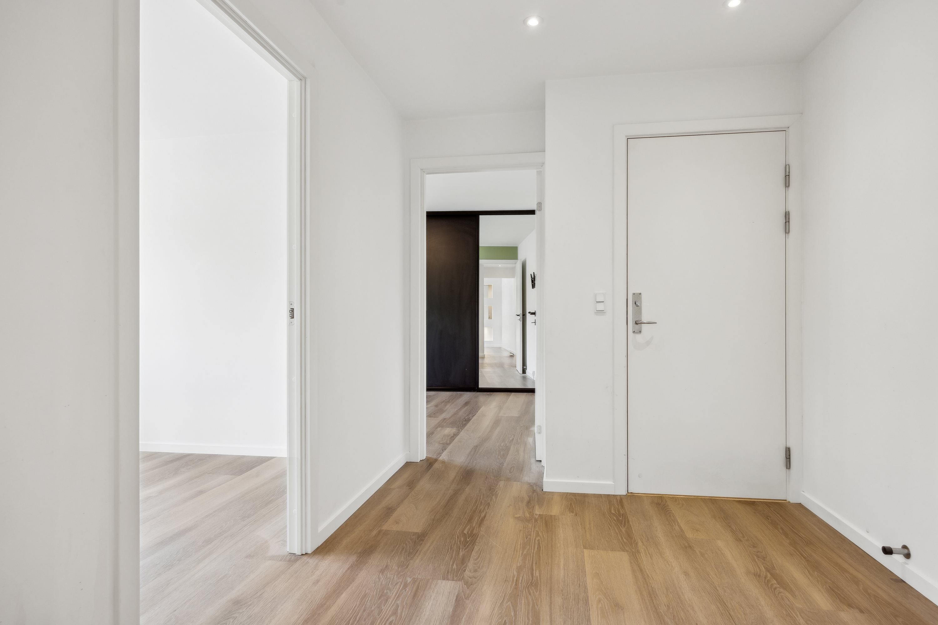 Fremhævet gang billede i fuldskærmstilstand. Billede af Thistedvej 85A, 1., 9400 Nørresundby