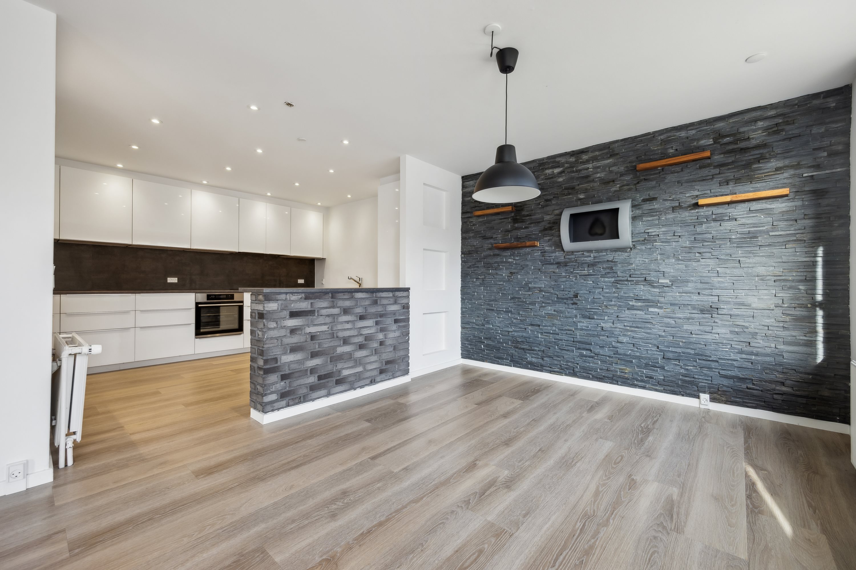 Fremhævet køkken billede i fuldskærmstilstand. Billede af Thistedvej 85A, 1., 9400 Nørresundby