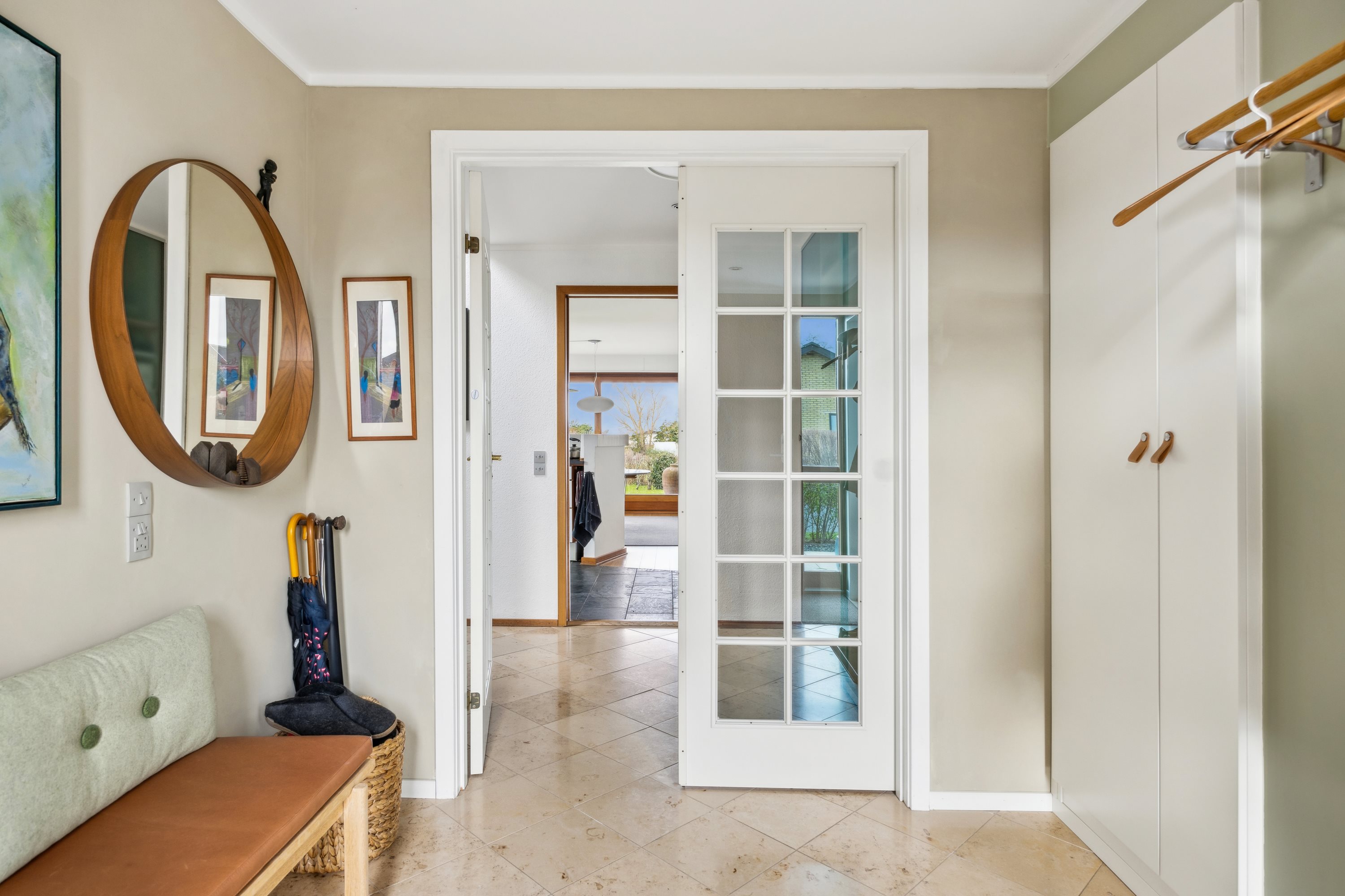 Fremhævet gang billede i fuldskærmstilstand. Billede af Irisvej 2, 8400 Ebeltoft