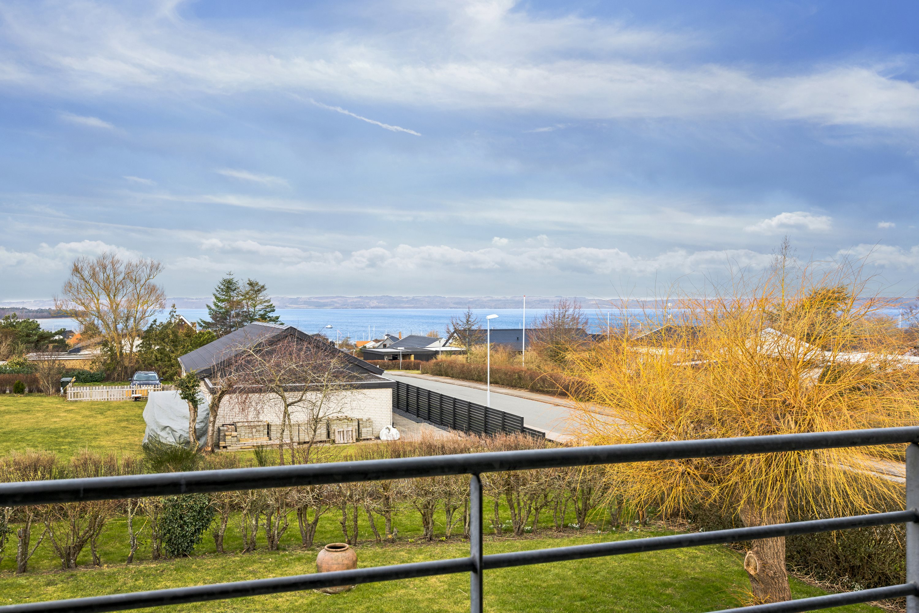 Fremhævet udsigt billede i fuldskærmstilstand. Billede af Irisvej 2, 8400 Ebeltoft