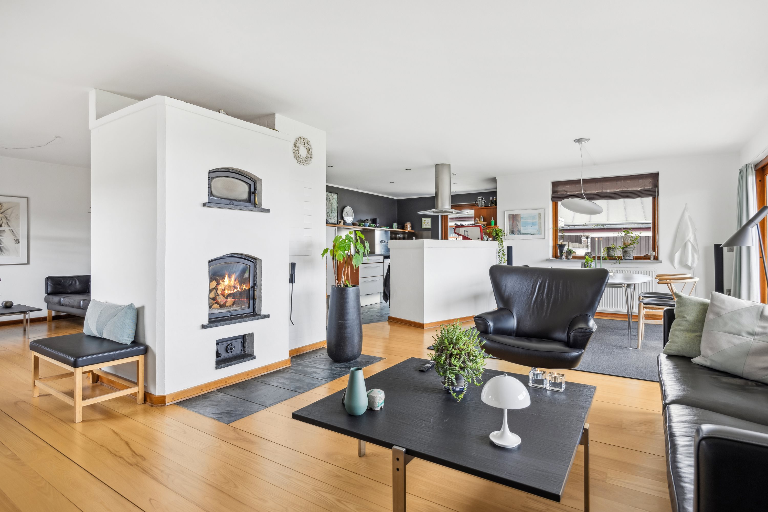 Fremhævet køkken billede i fuldskærmstilstand. Billede af Irisvej 2, 8400 Ebeltoft