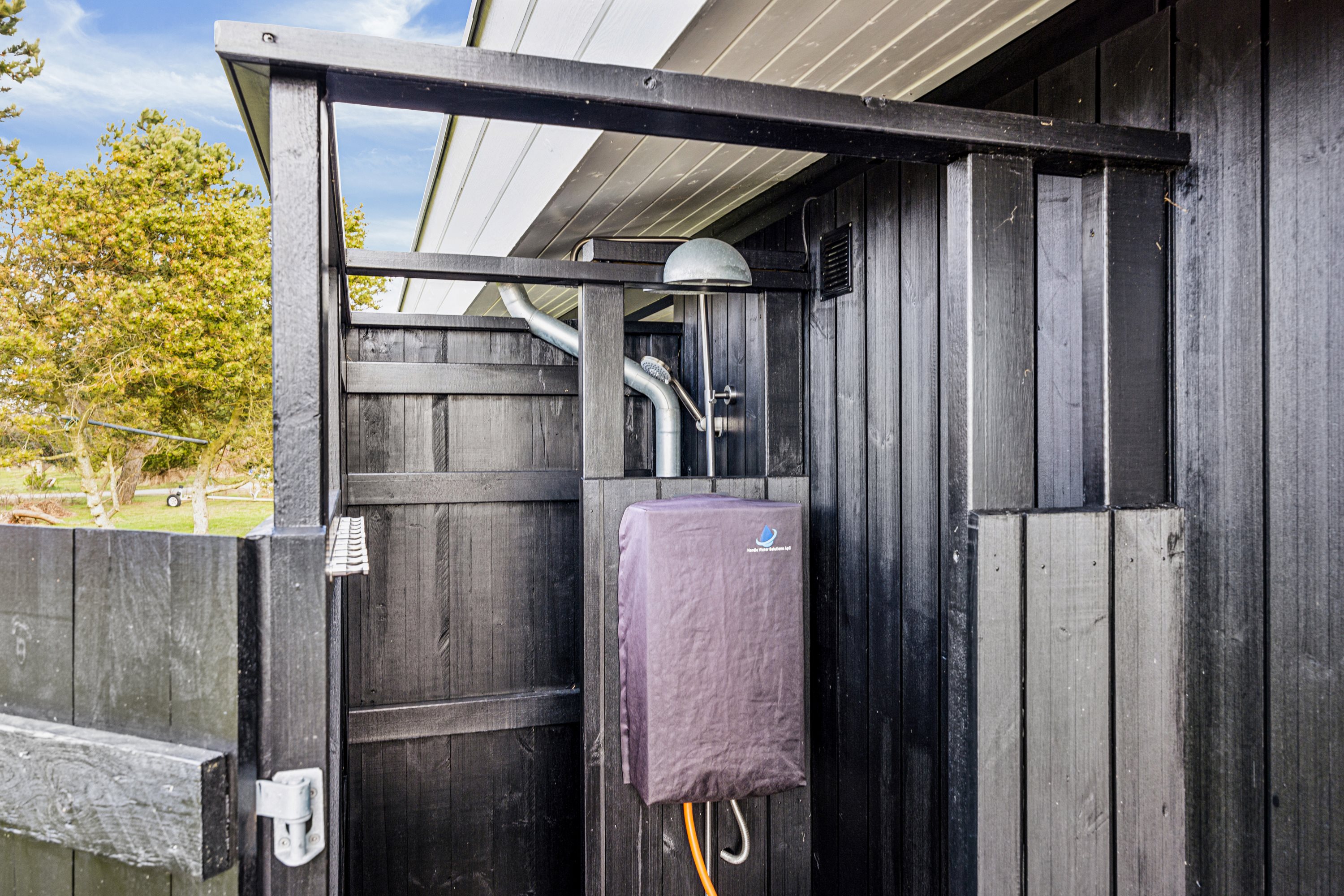 Fremhævet ejendom 1 billede i fuldskærmstilstand. Billede af Skråningen 42, Strands, 8420 Knebel