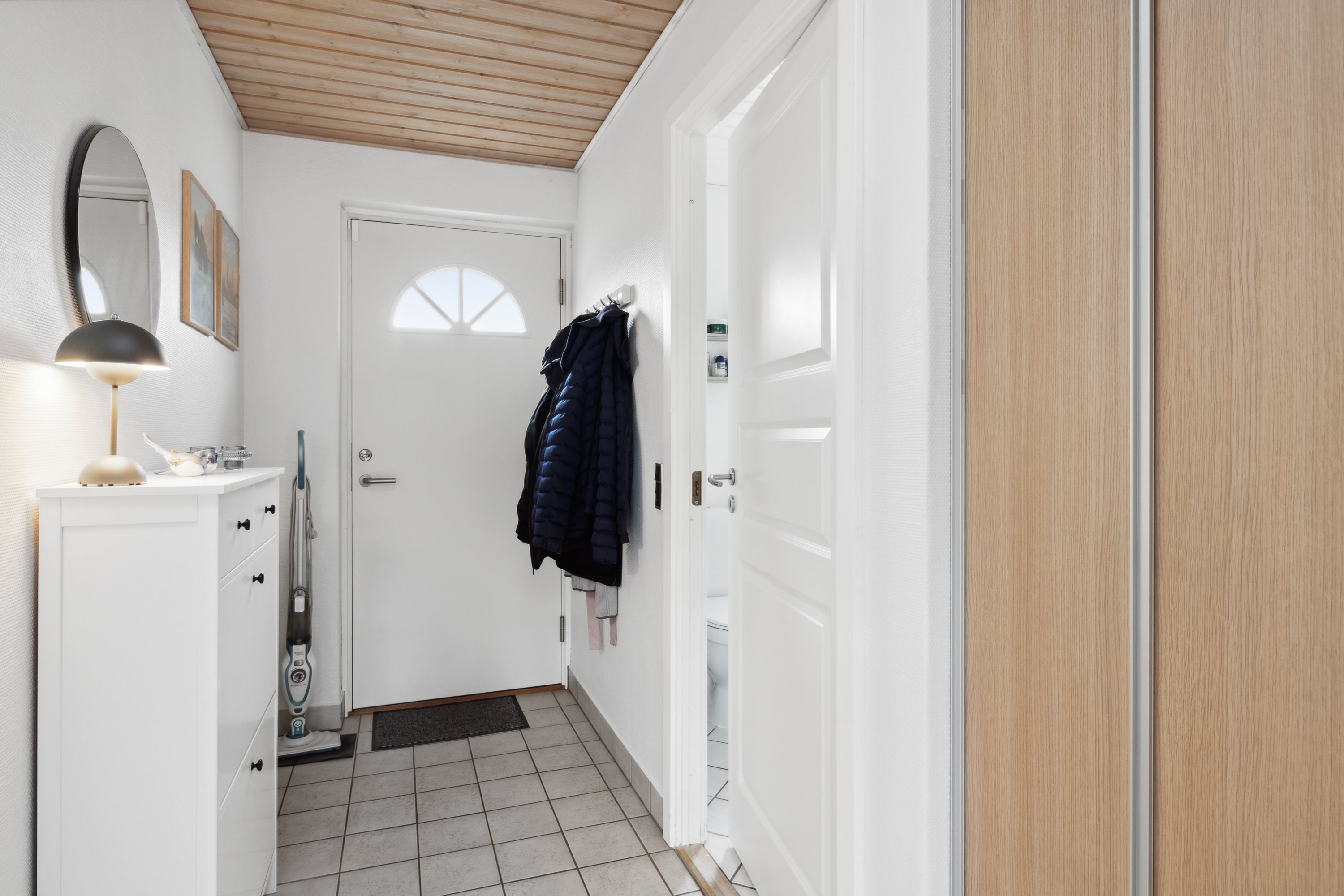 Fremhævet gang billede i fuldskærmstilstand. Billede af Stjærten 29, 8800 Viborg