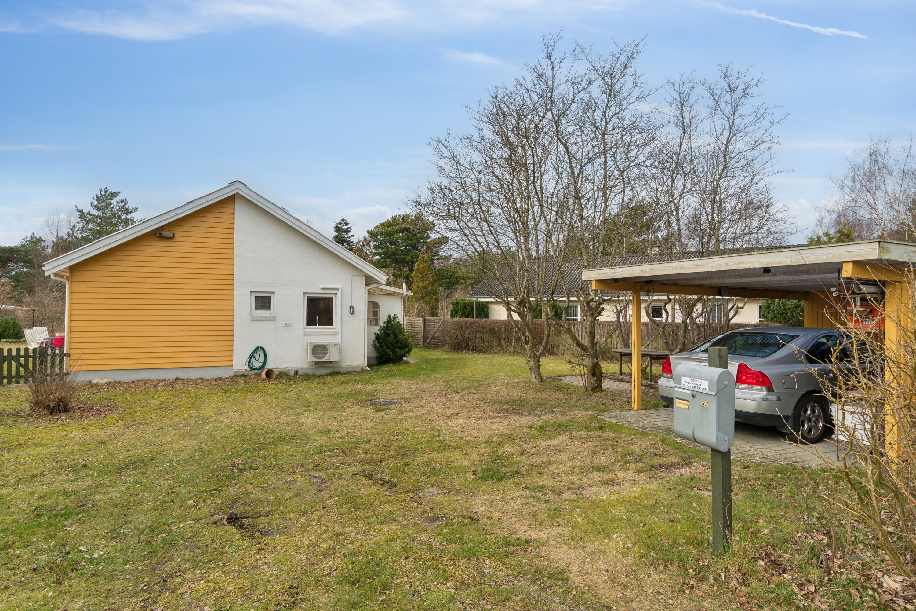 Fremhævet set fra haven billede i fuldskærmstilstand. Billede af Rosendalen 39, 4500 Nykøbing Sj