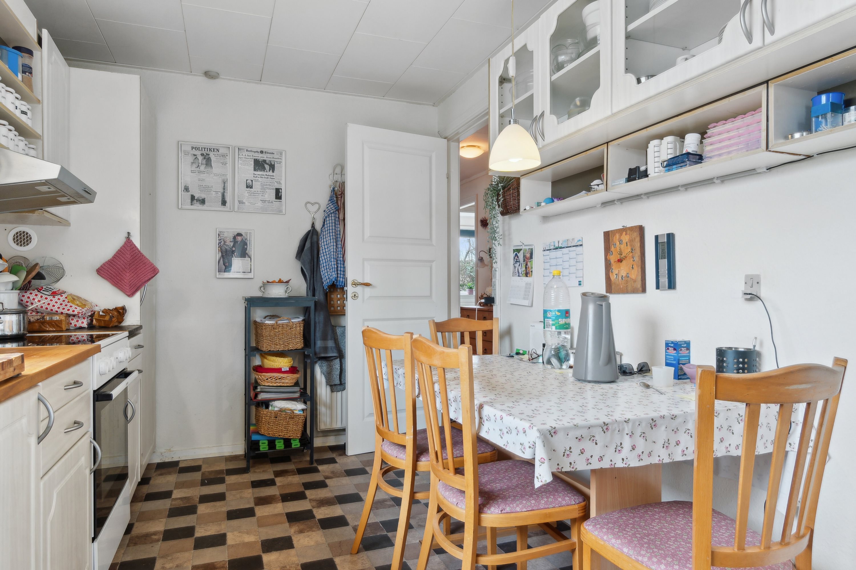 Fremhævet køkken billede i fuldskærmstilstand. Billede af Beringgårdsvej 45A, 2650 Hvidovre